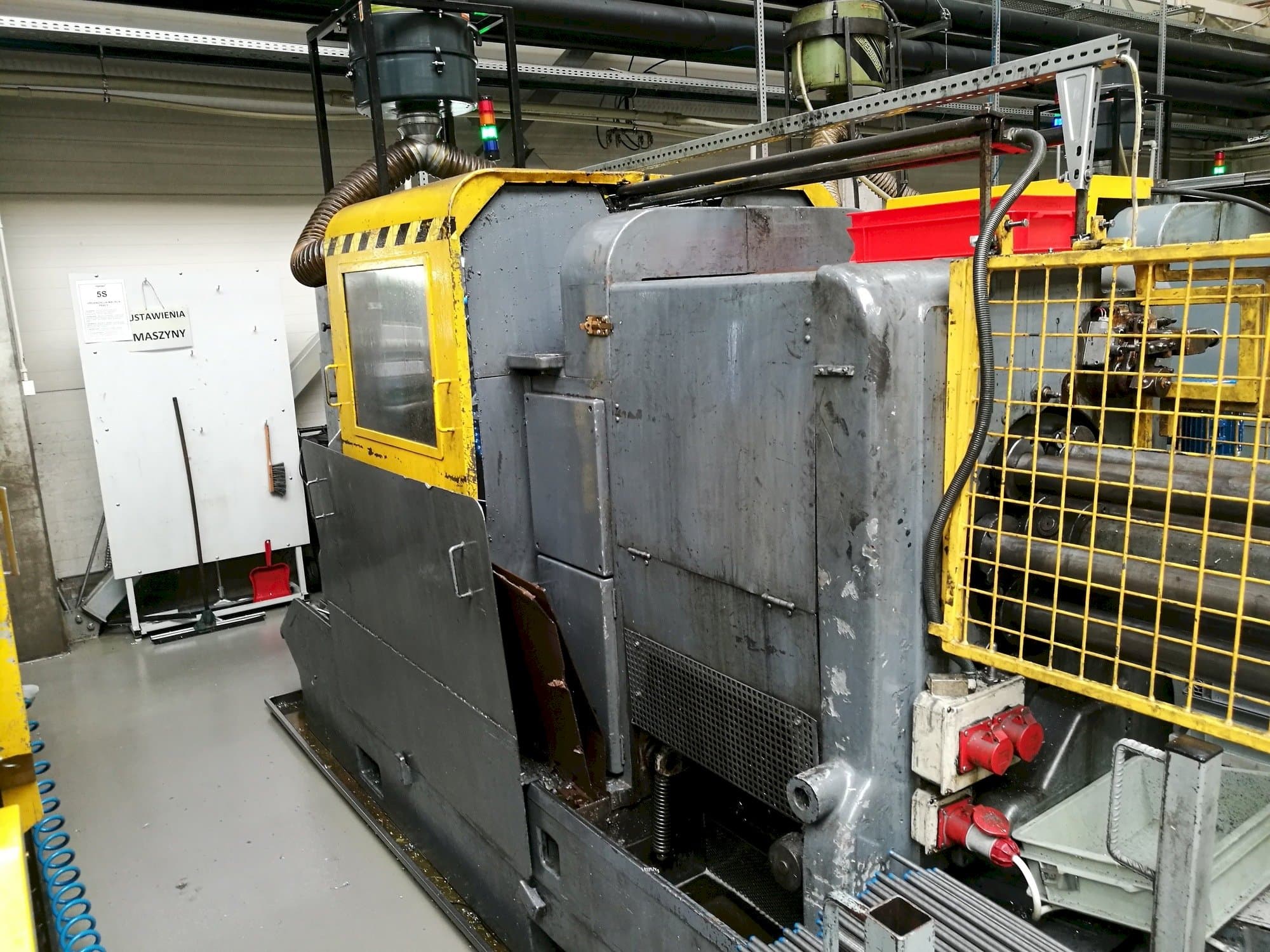 Wickman 1  3/8"-6-maskinen framifrån