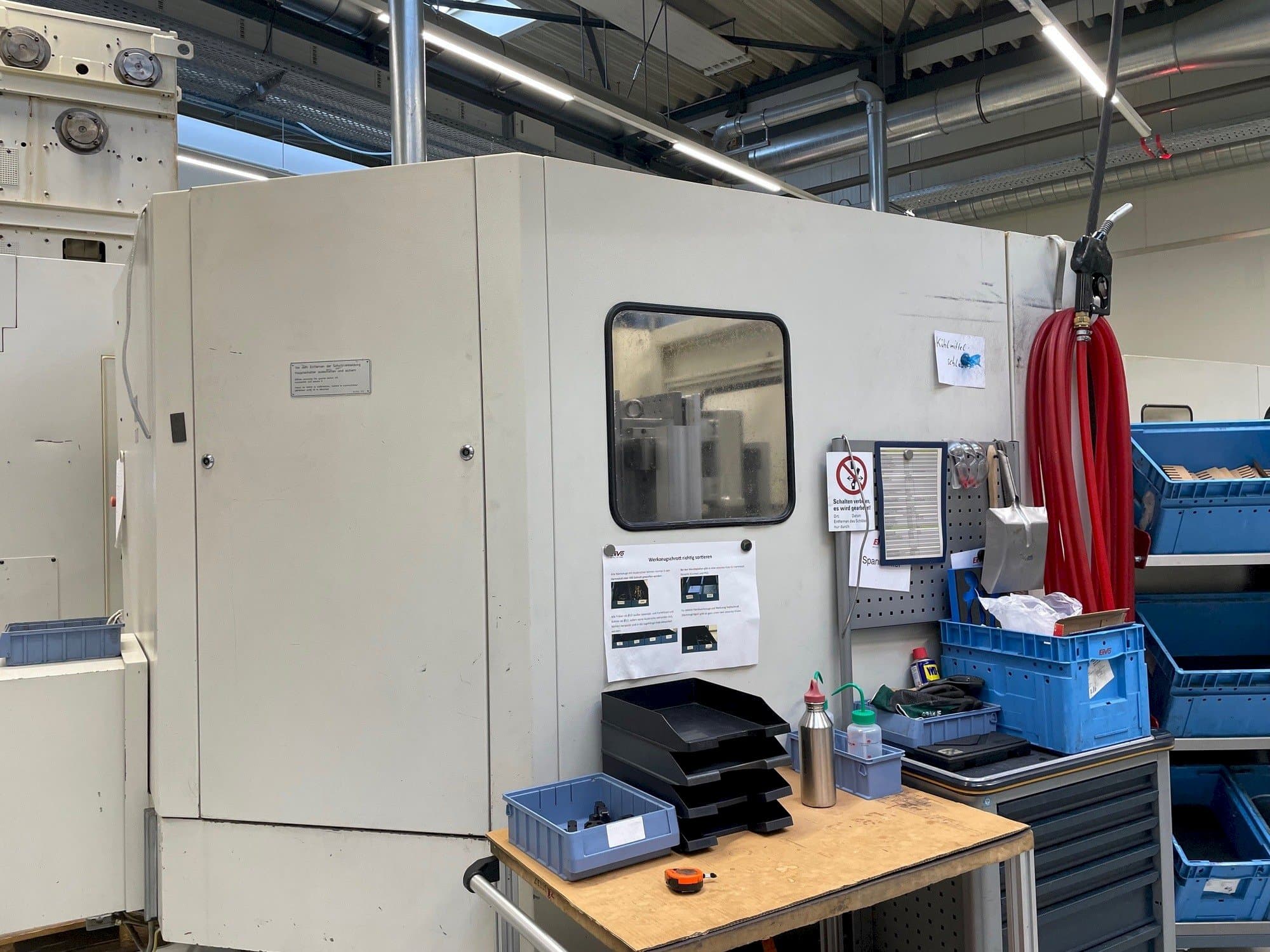 HELLER MC 16-maskinen sedd från vänster sida