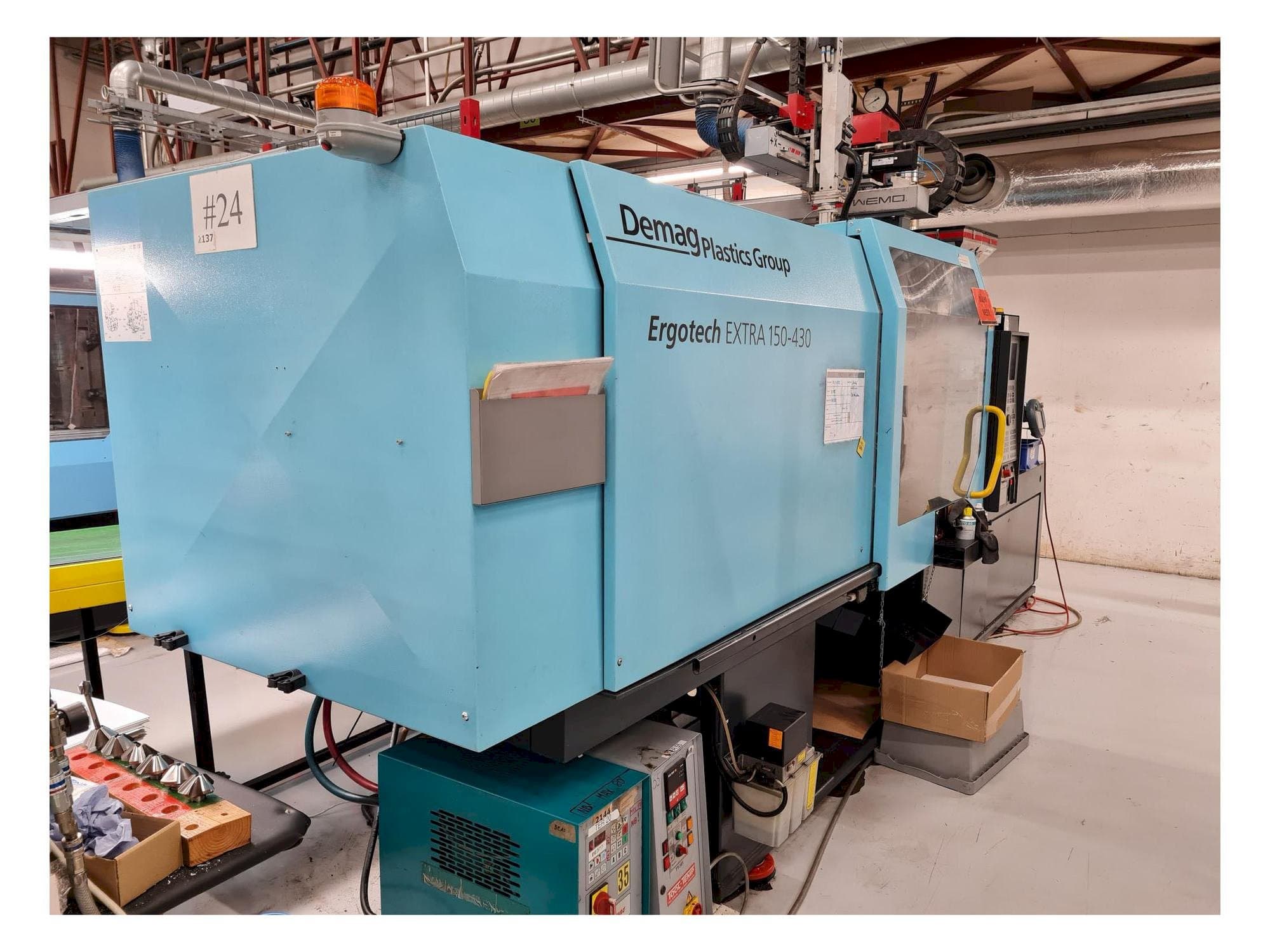 DEMAG Ergotech EXTRA 150-430-maskinen framifrån