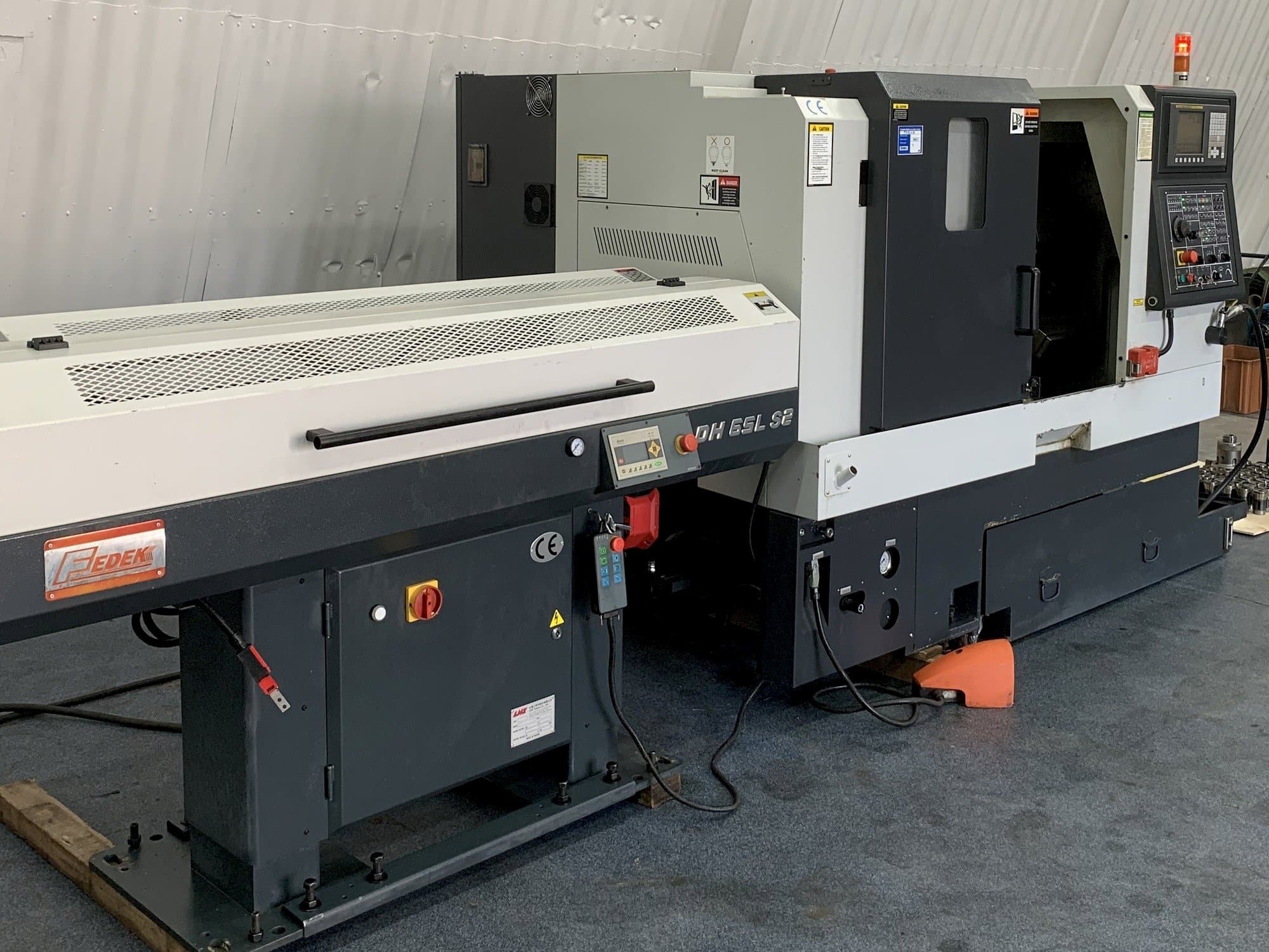 Leadwell T-6-maskinen framifrån