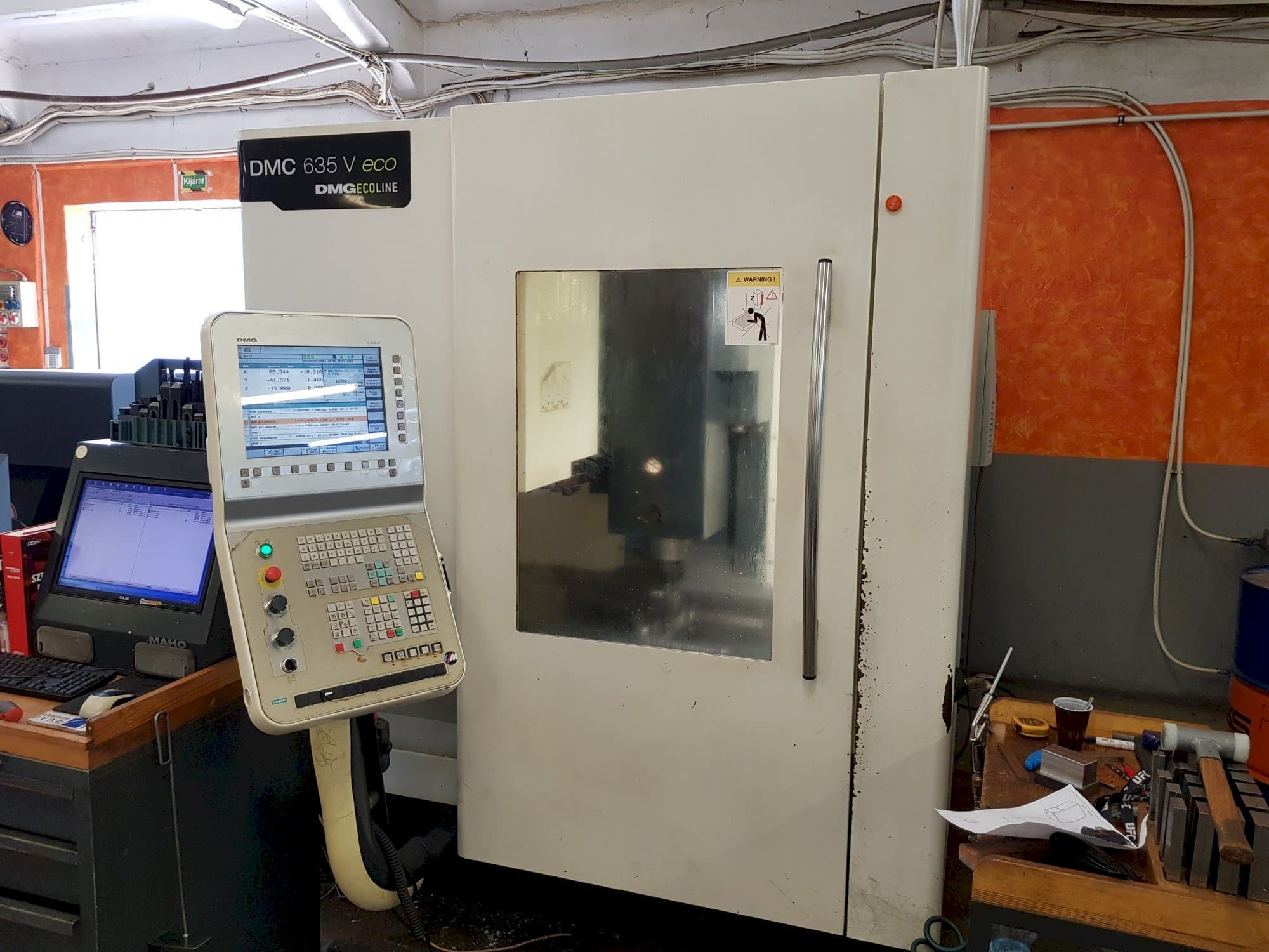 DMG DMC 635 V eco-maskinen framifrån