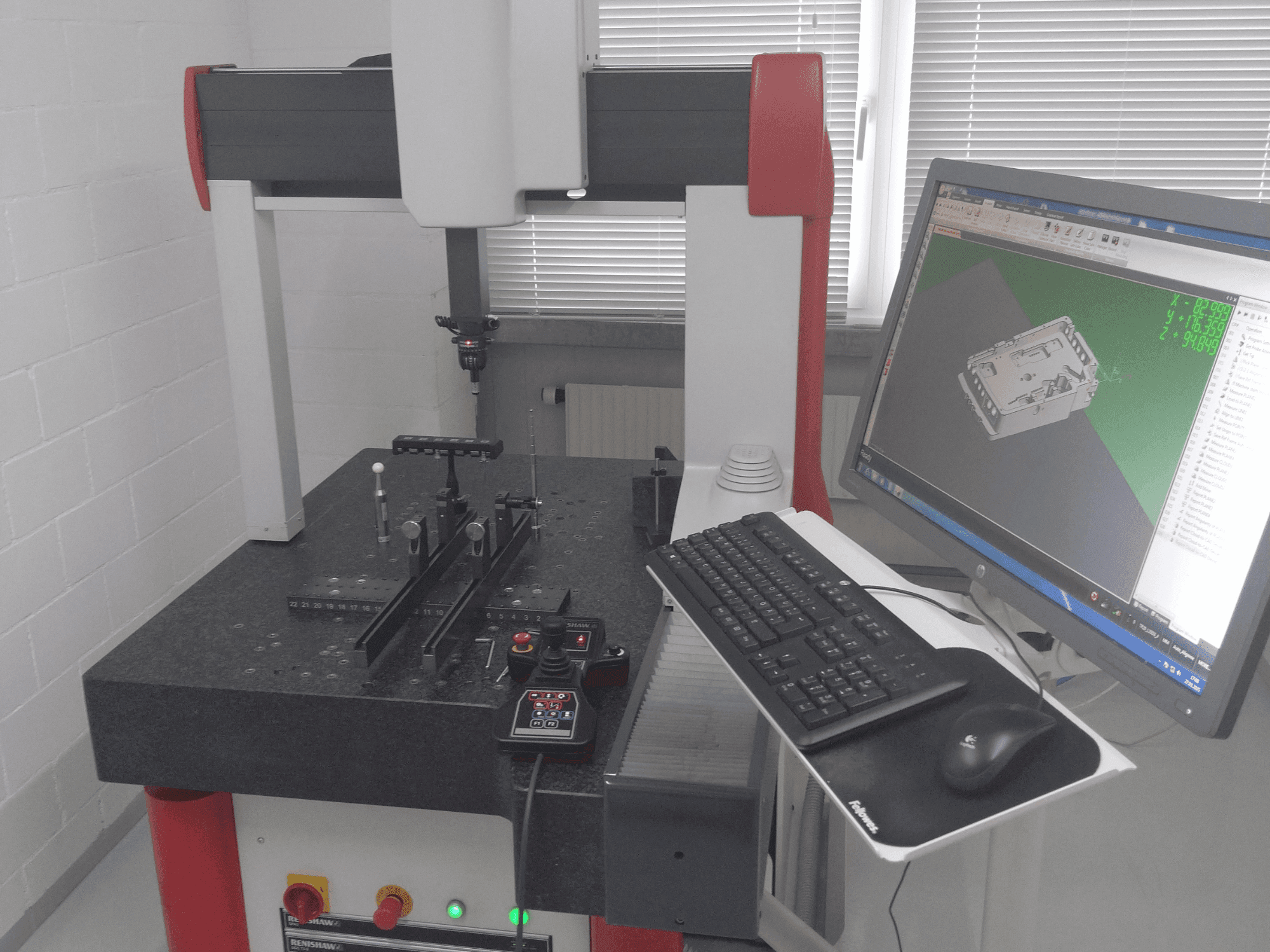 Coord3 Ares 700-maskinen framifrån