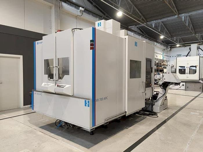 Bridgeport XR-700 APC-maskinen framifrån