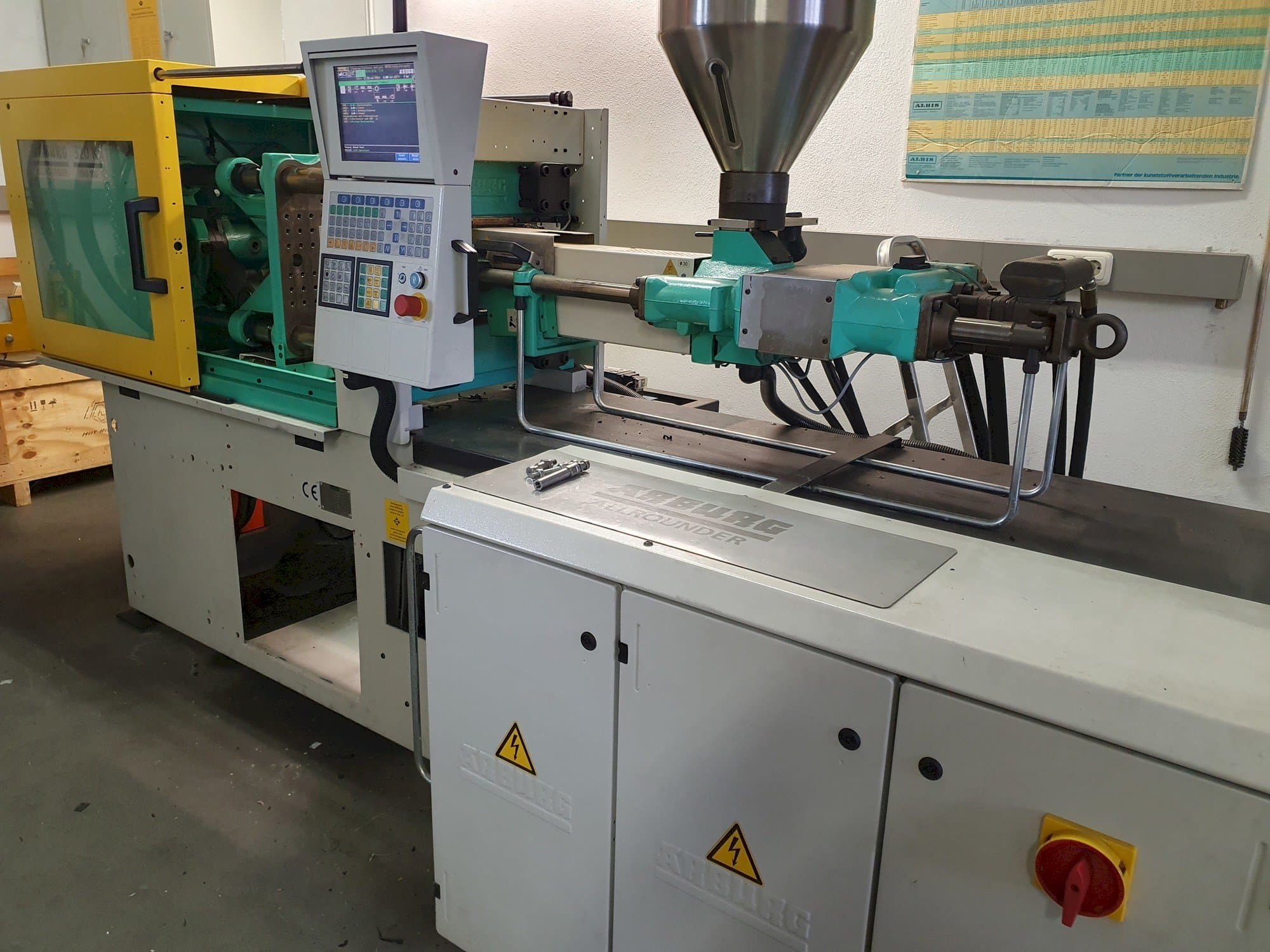 Arburg Allrounder 320 KS 700-100-maskinen framifrån