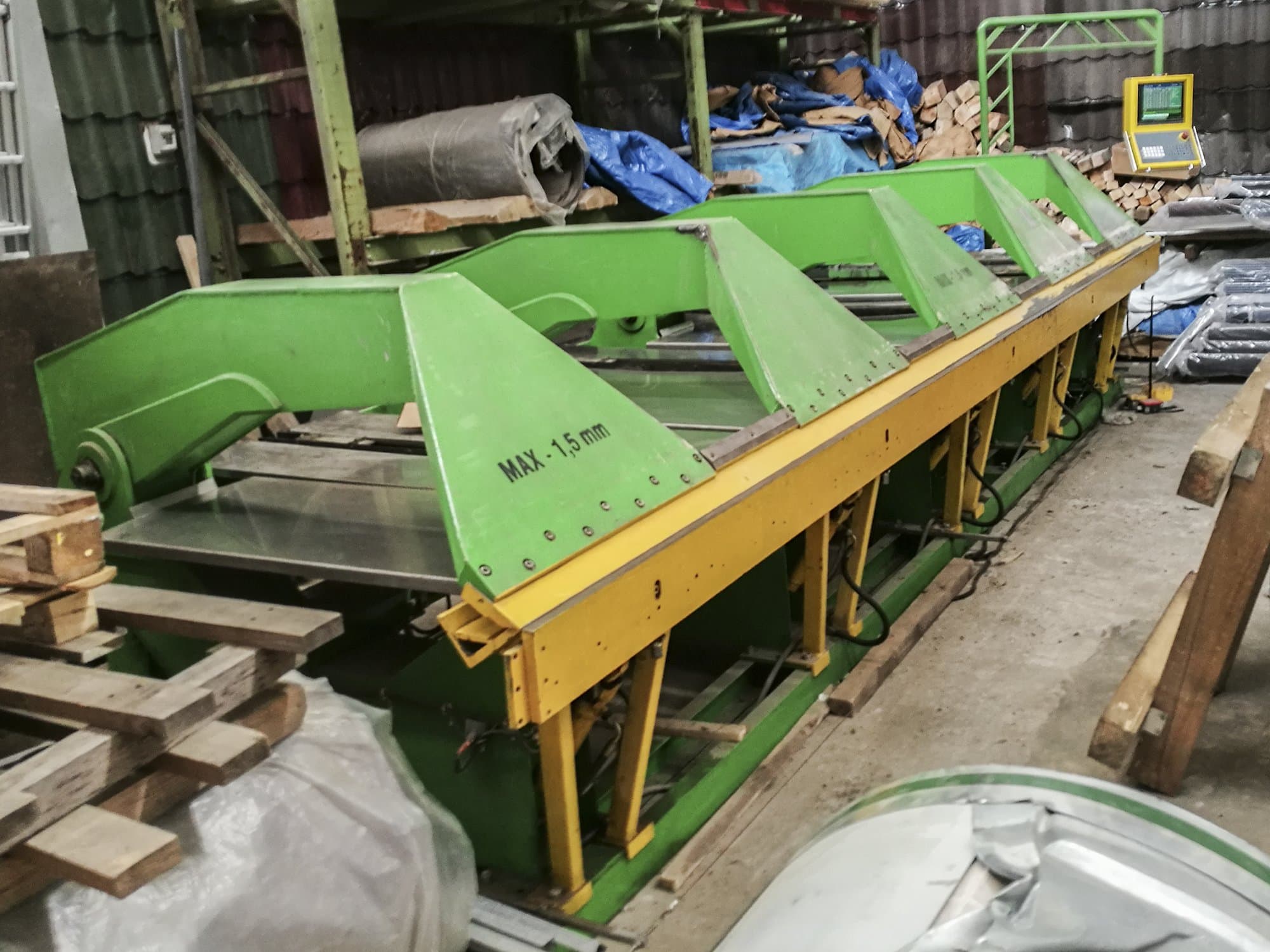 BUD-MASZ-maskinen sedd från vänsterZAGINARKA