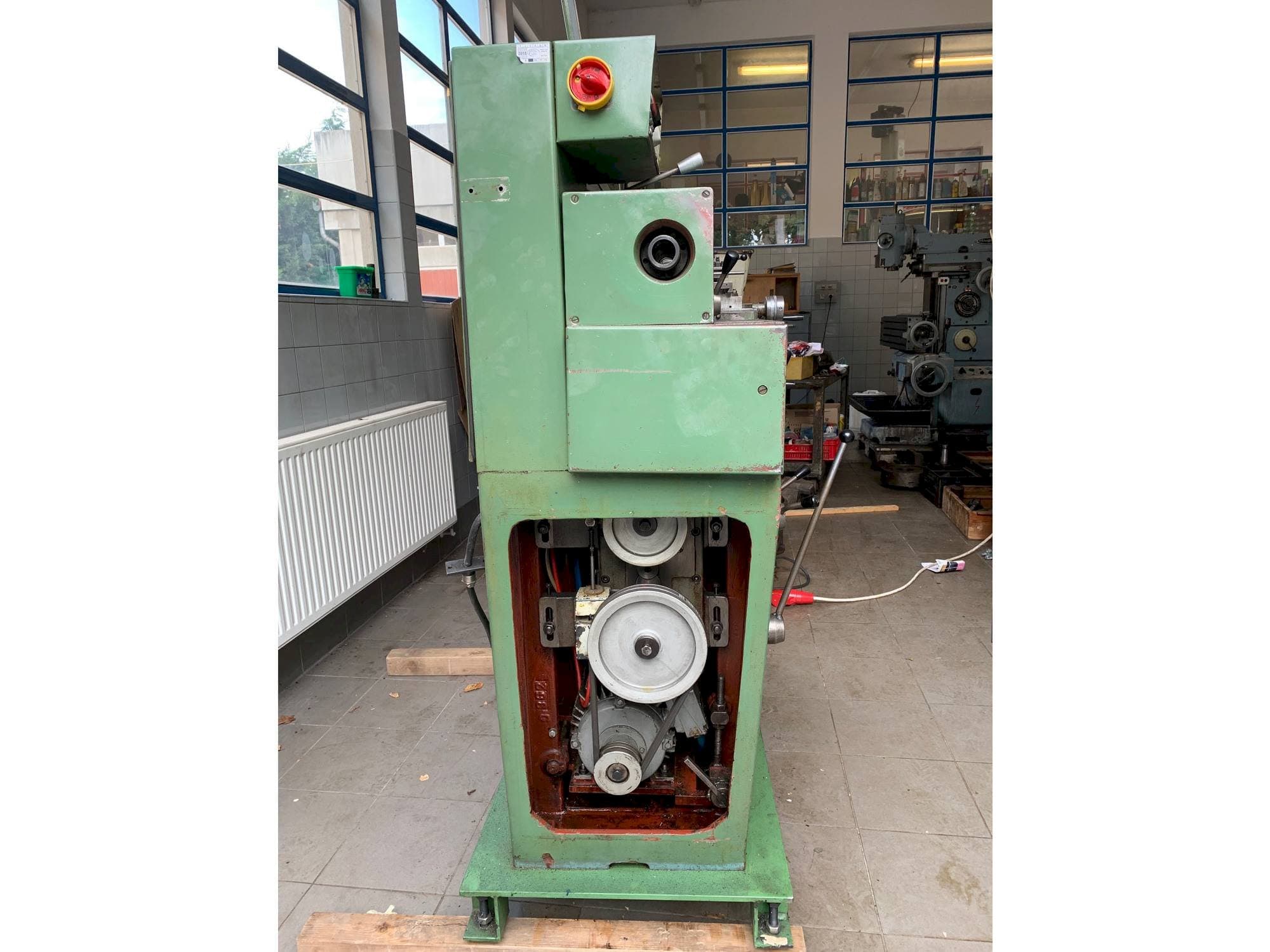 TOS Sm 16-A-maskinen framifrån