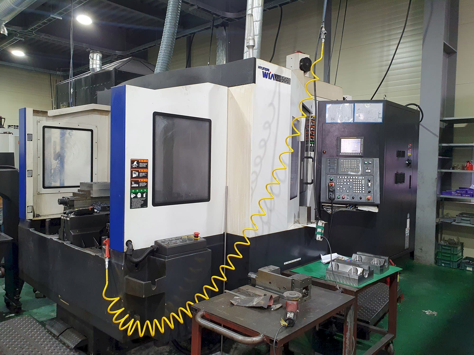 Hyundai Wia KH50G-maskinen framifrån