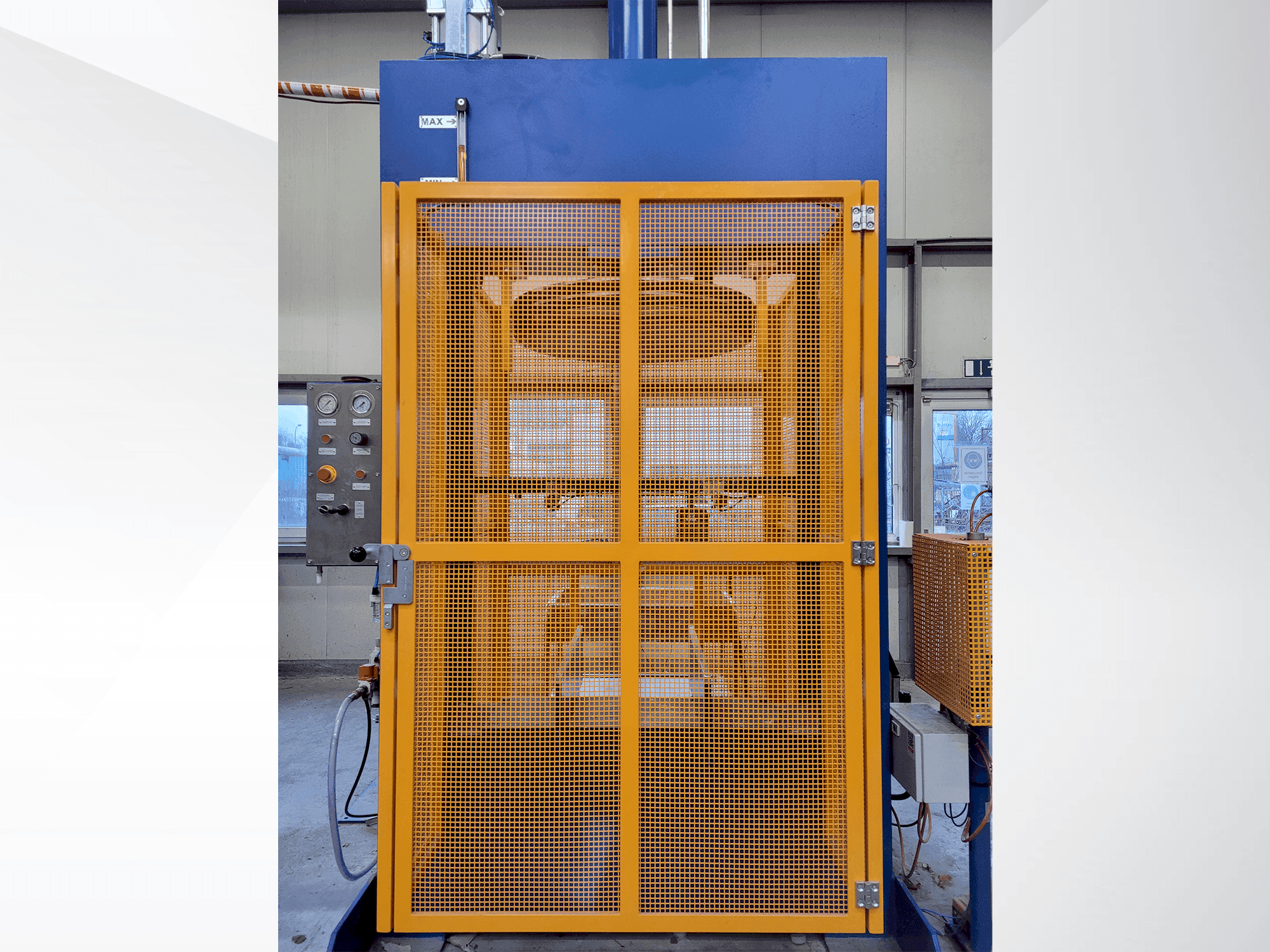 NANINNI RENATO PV- EXTRUDER MOD.PV800M-AT-maskinen framifrån