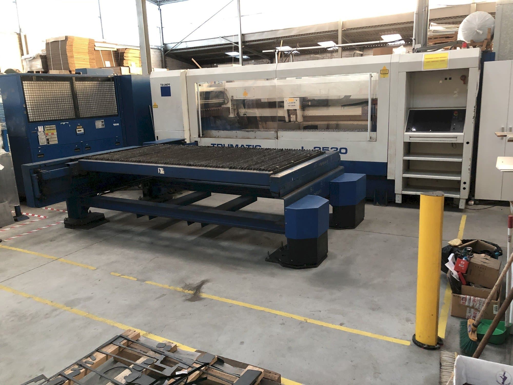 Trumpf Trumatic L2530-maskinen framifrån