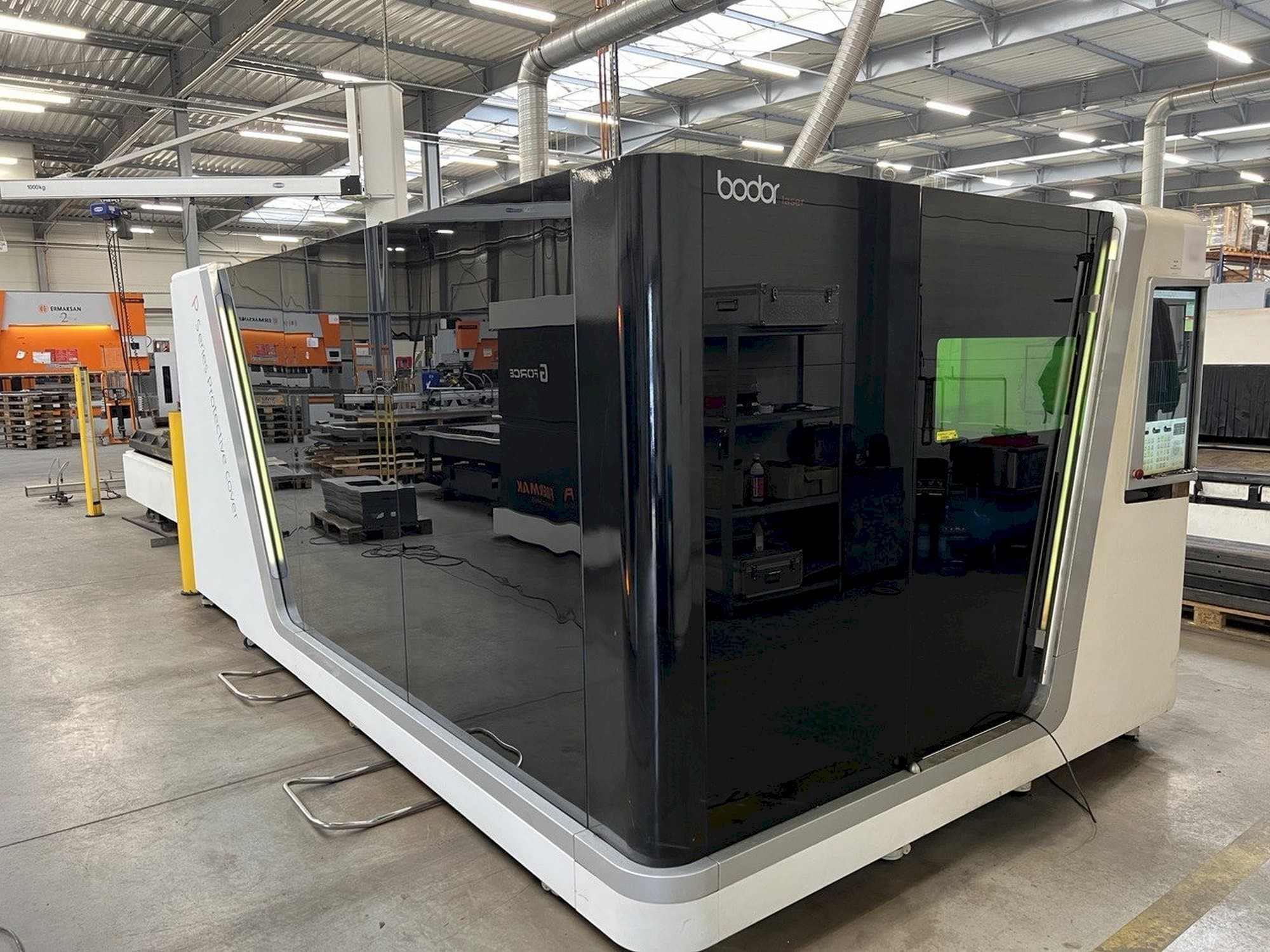 Bodor P3015-maskinen framifrån