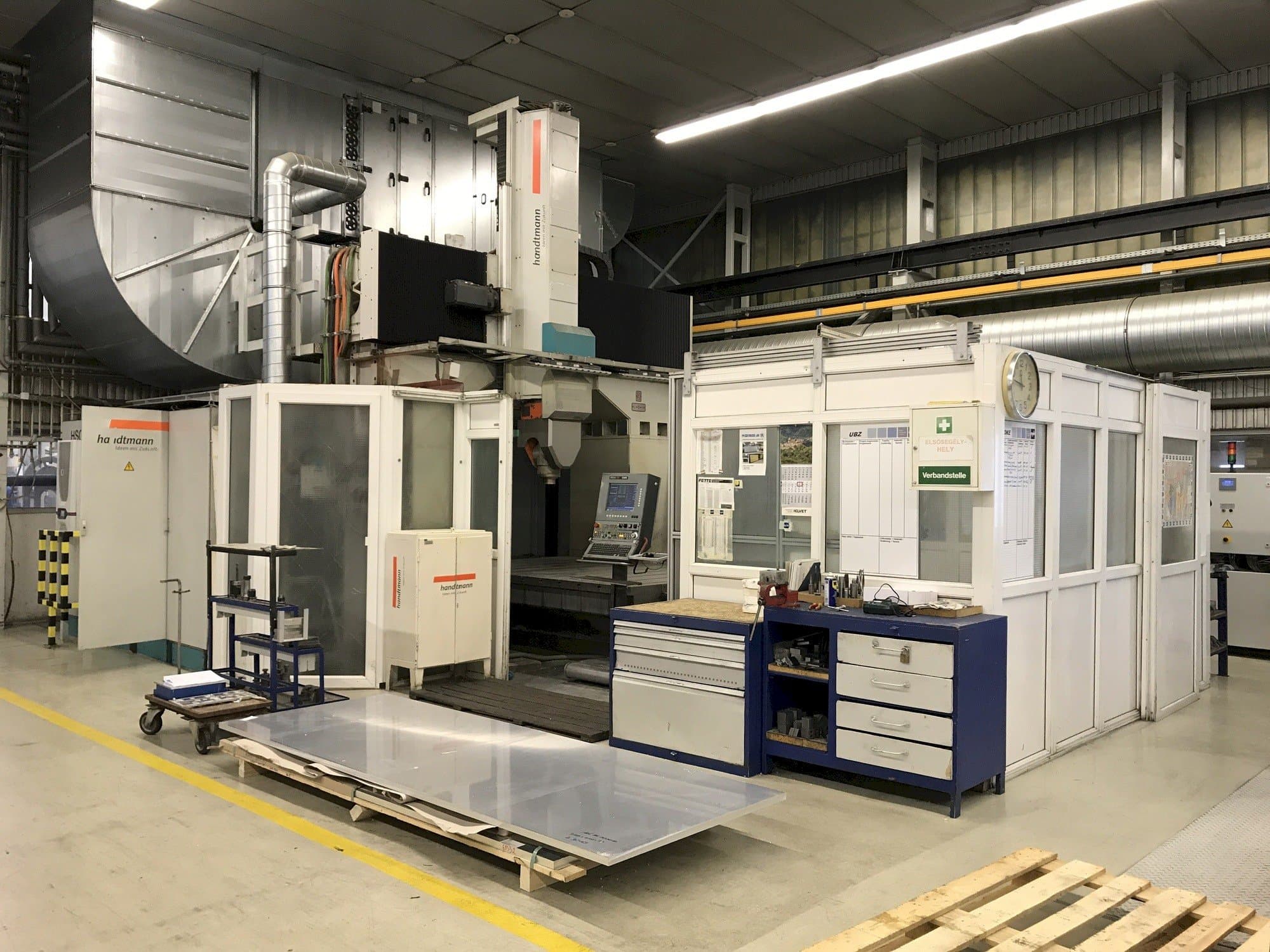 Handtmann UBZ NT 300/200 T2-maskinen framifrån
