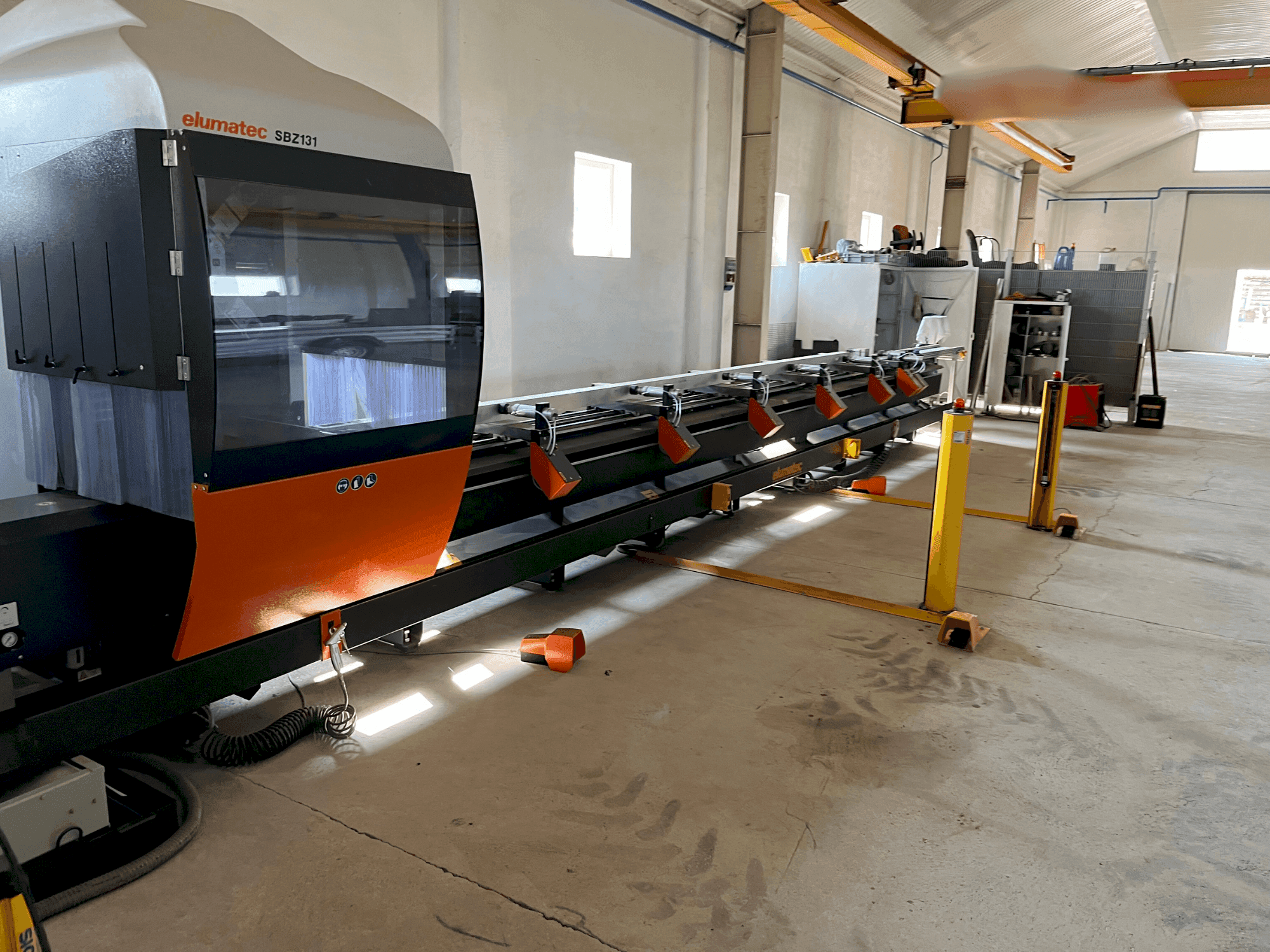 Elumatec SBZ 131-maskinen framifrån