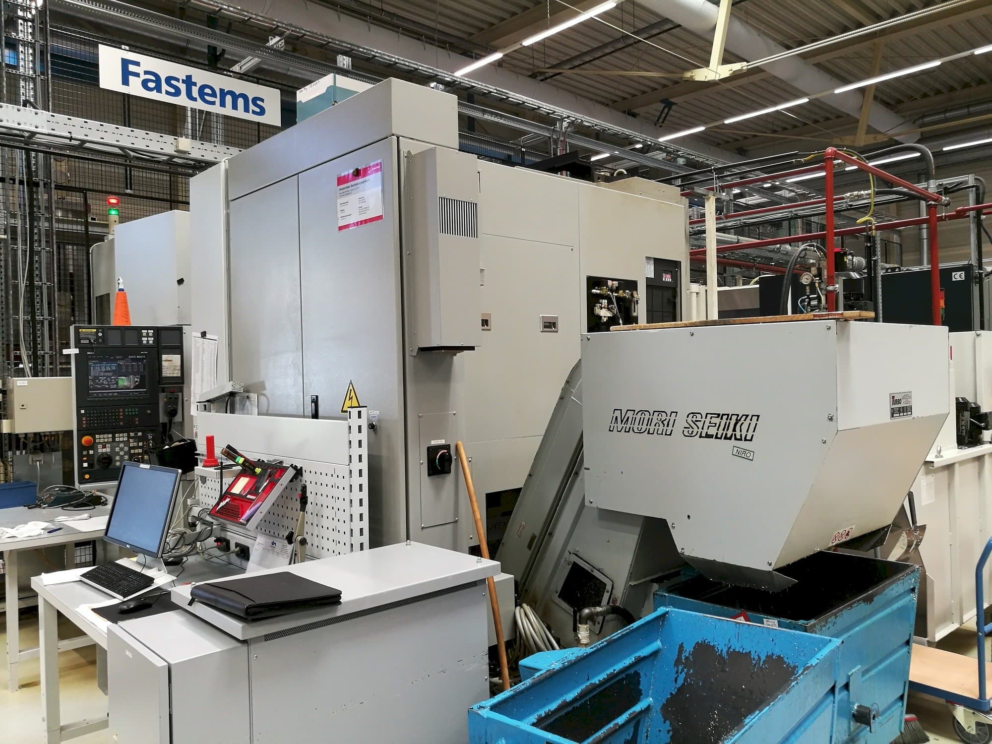 MORI SEIKI NH 5000-maskinen framifrån