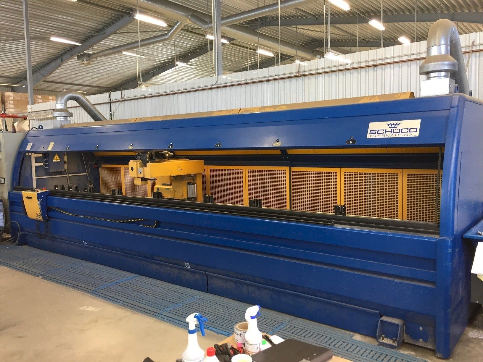 Emmegi Comet-maskinen framifrån