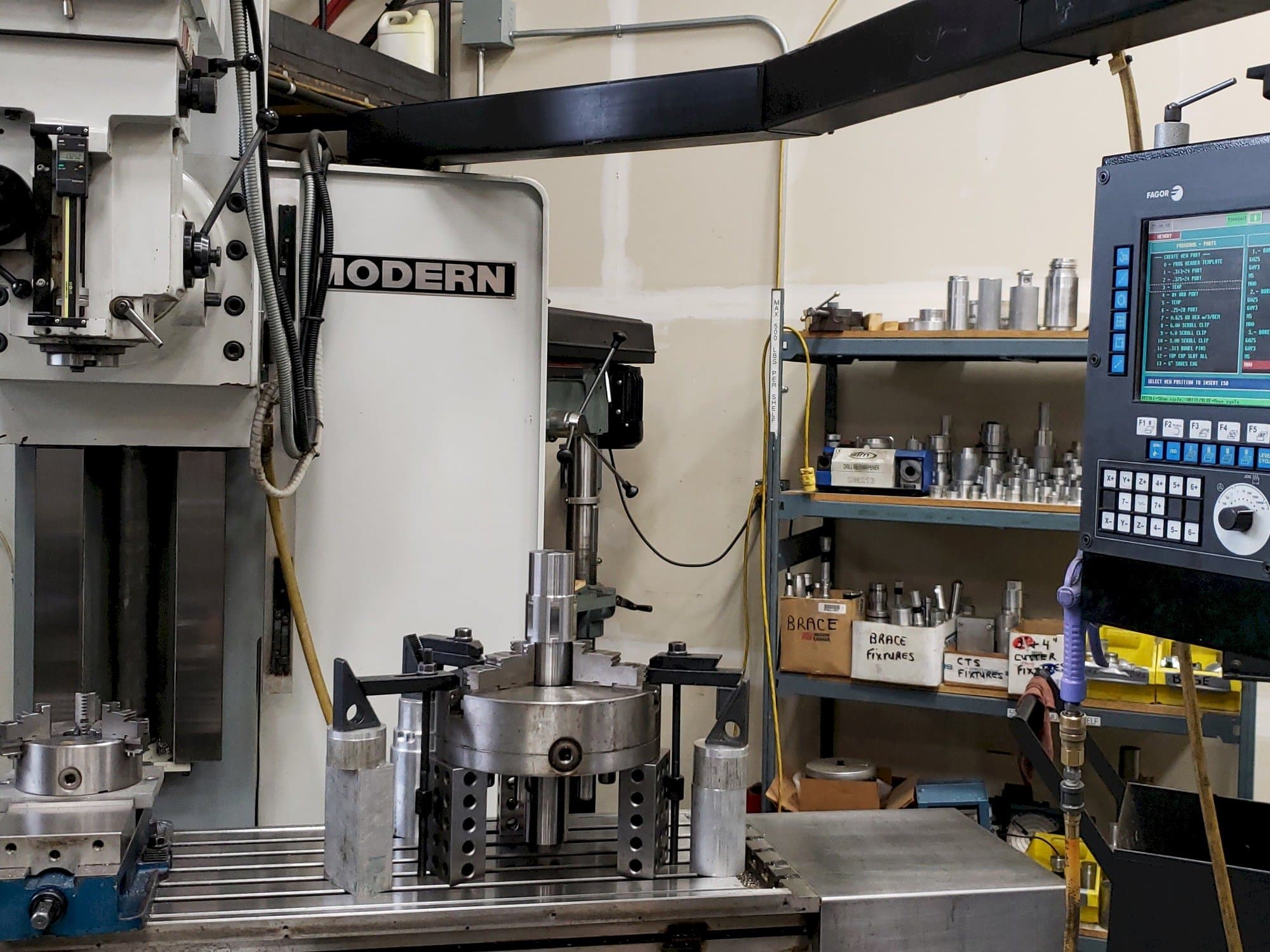 Modern MB 20-maskinen framifrån