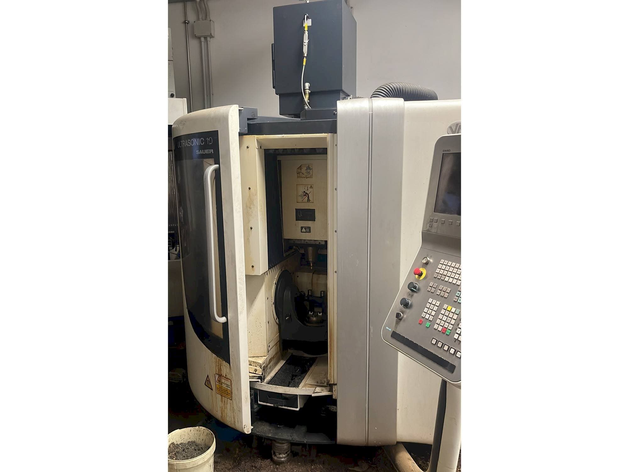 DMG ultrasonic 10 sauer-maskinen framifrån