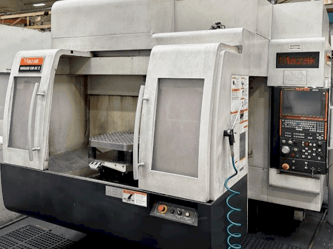 Mazak Variaxis 630-5X II-maskinen framifrån
