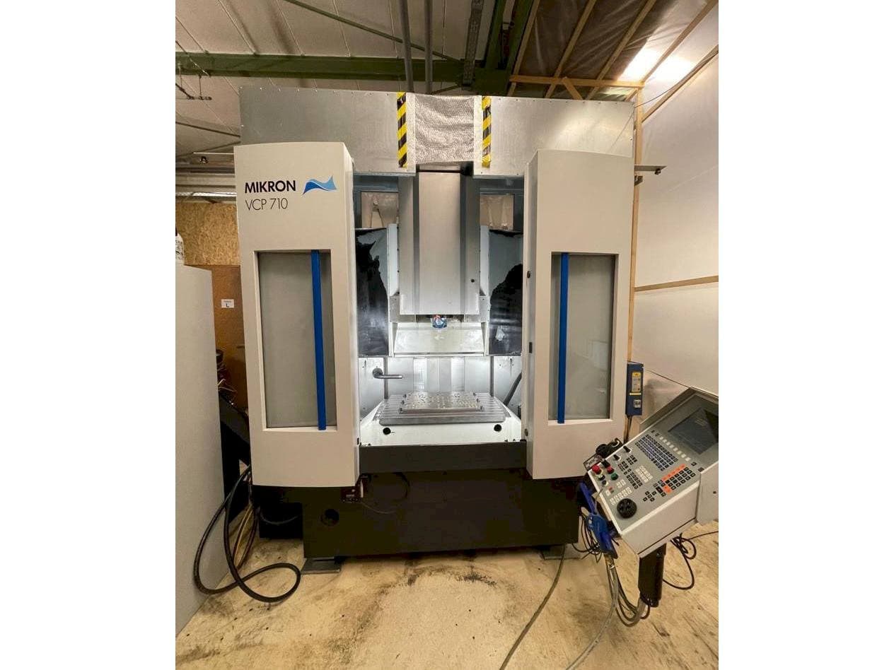 MIKRON VCP 710-maskinen framifrån