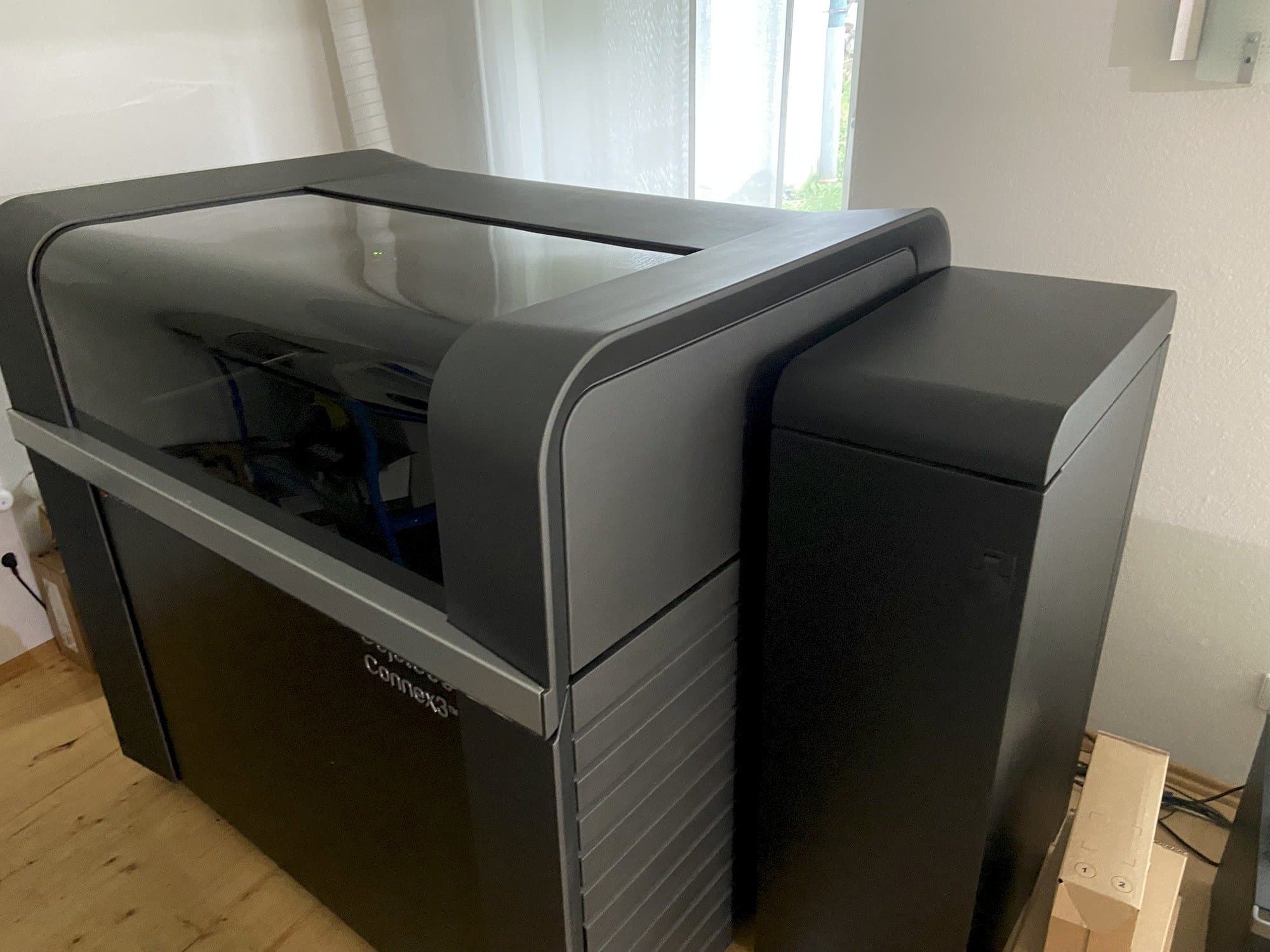 Stratasys Objet500 Connex3-maskinen framifrån