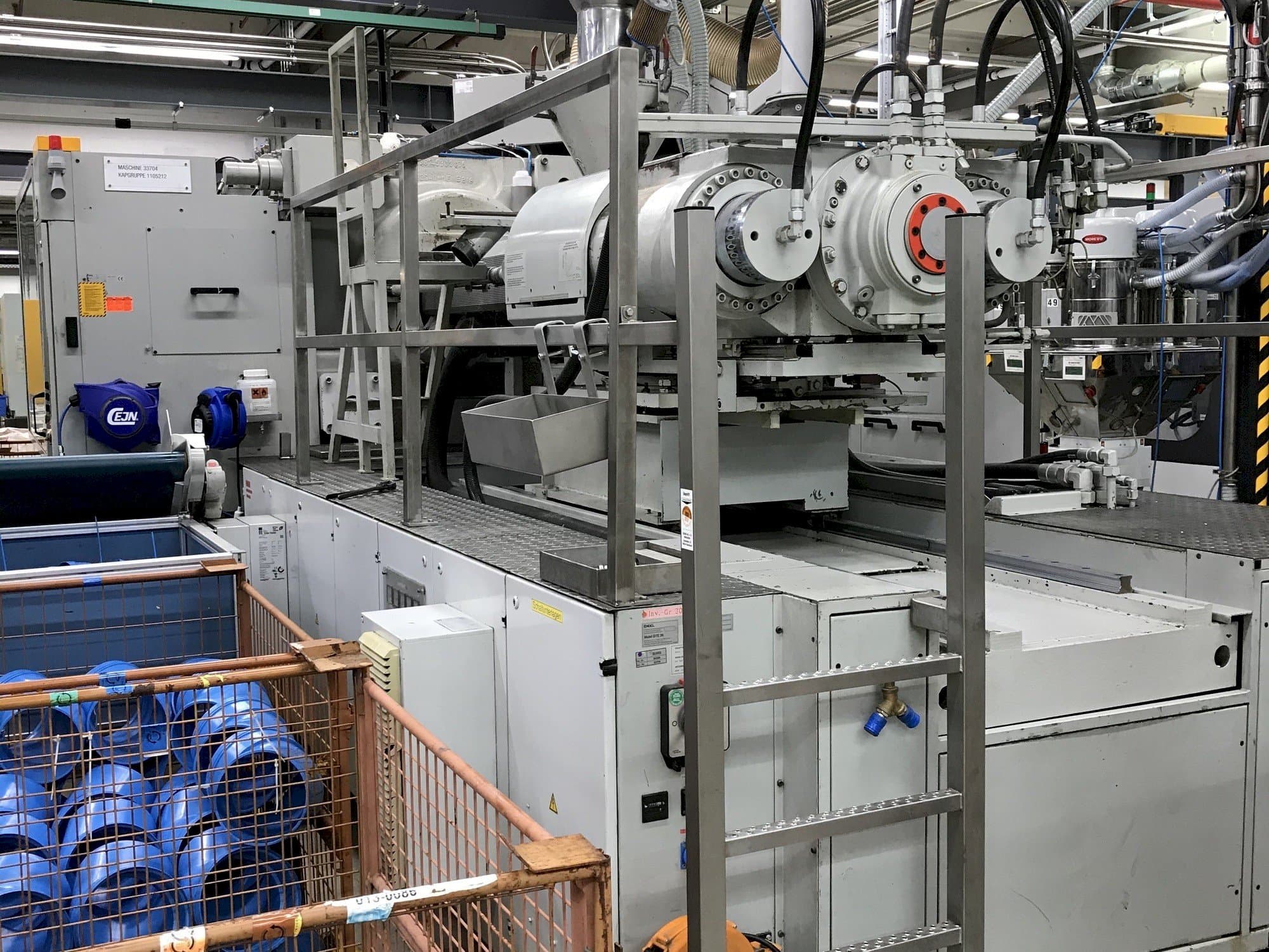 ENGEL ES 3550/550 EC 100-maskinen framifrån