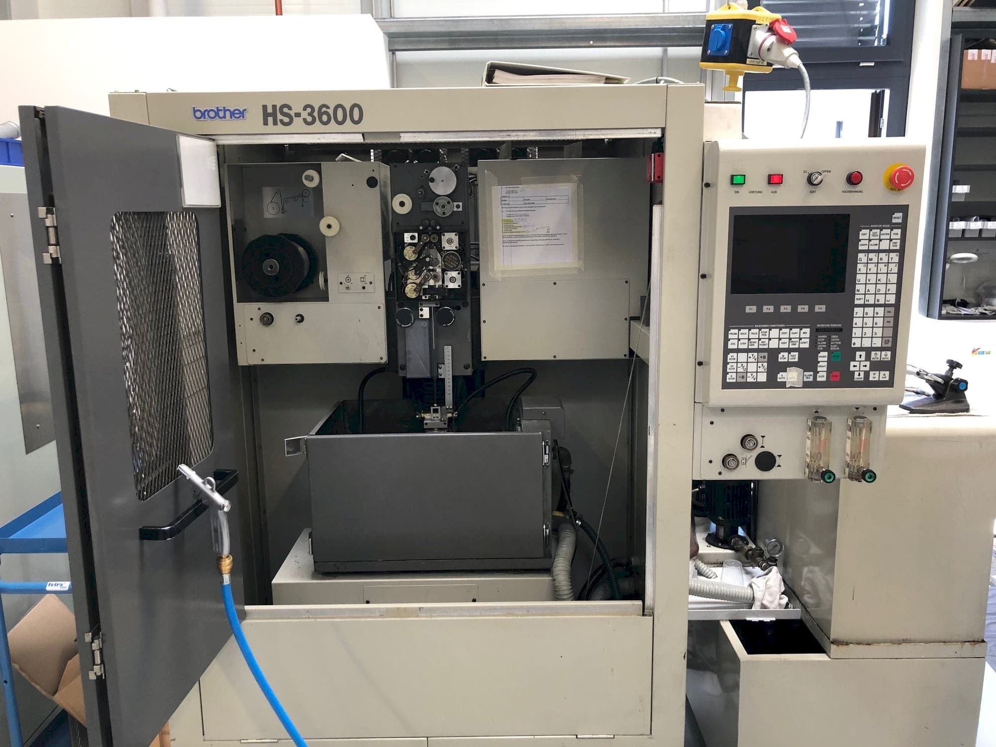 Brother HS-3600-maskinen framifrån