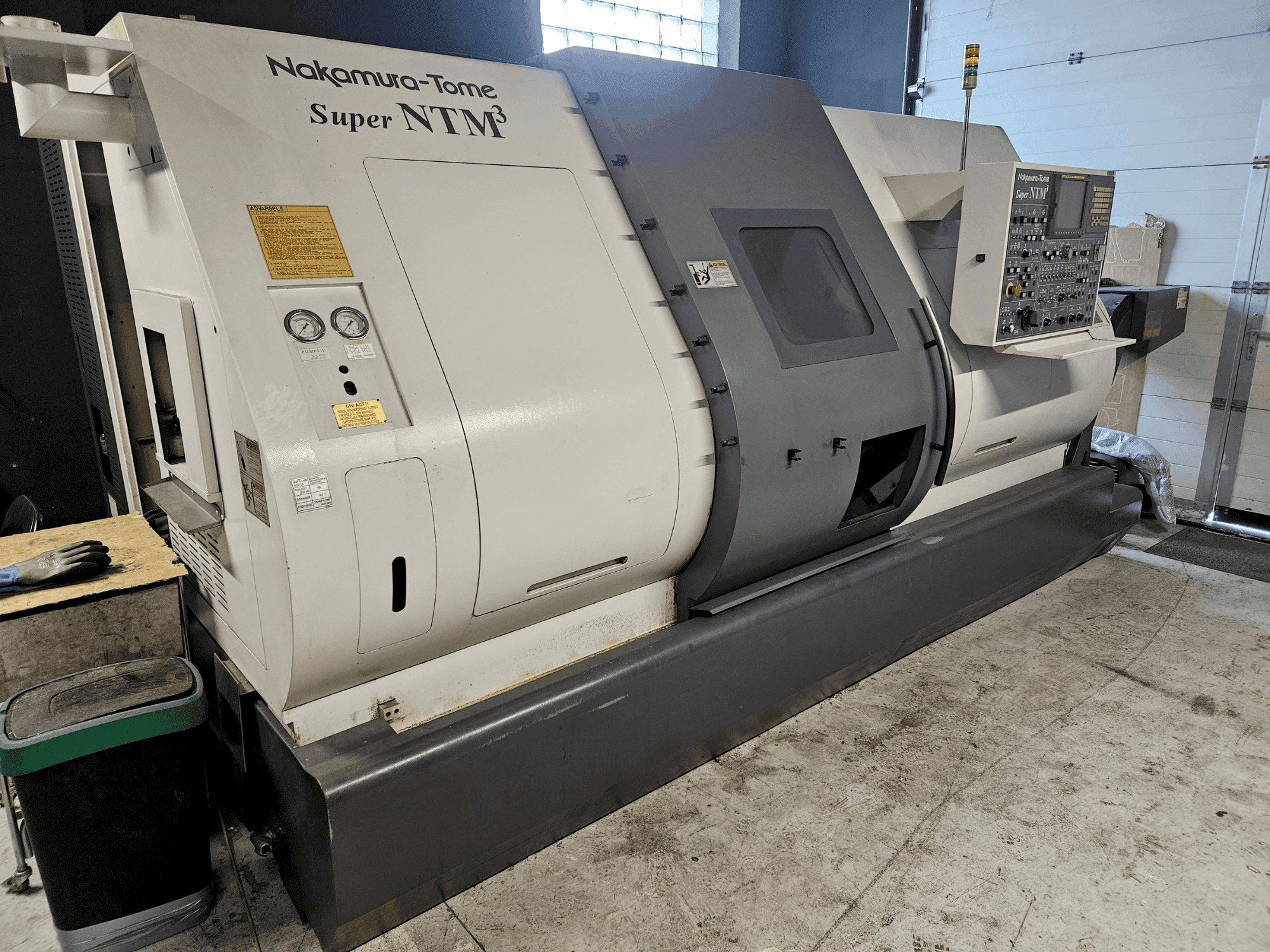NAKAMURA-TOME Super NTM3-maskinen framifrån