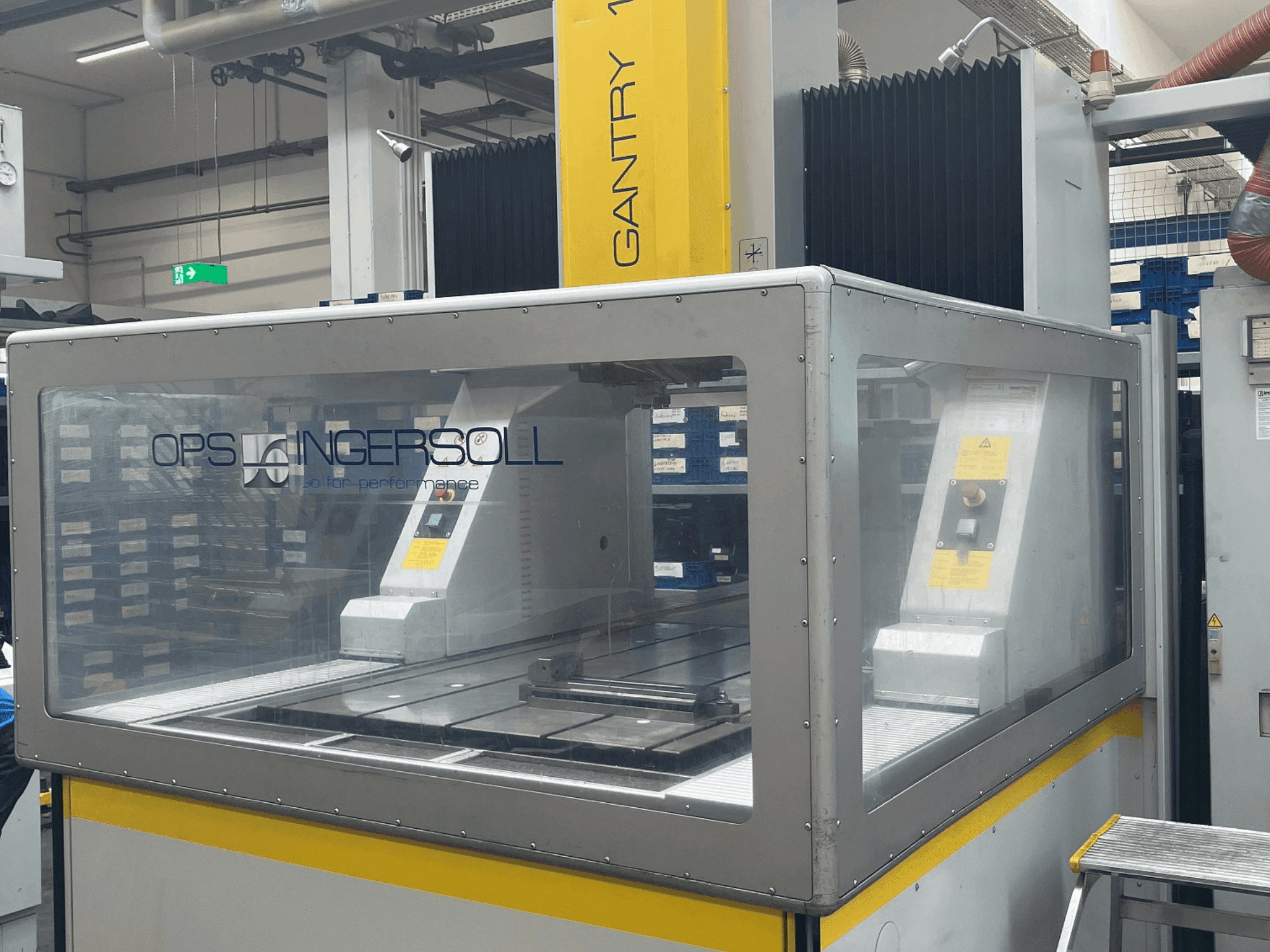 OPS INGERSOLL Gantry 1200-maskinen framifrån