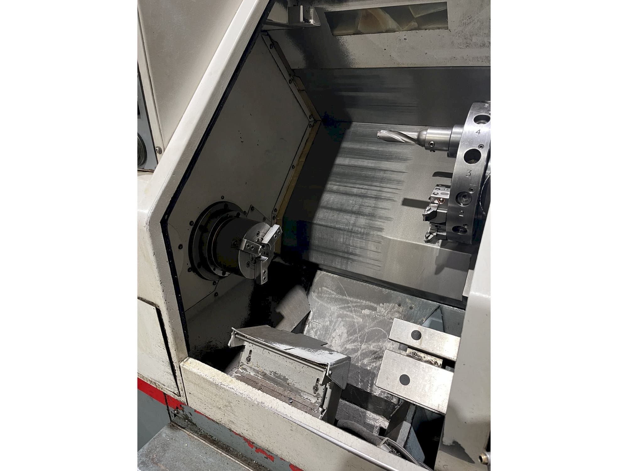 Cincinnati Hawk TC150-maskinens arbetsyta