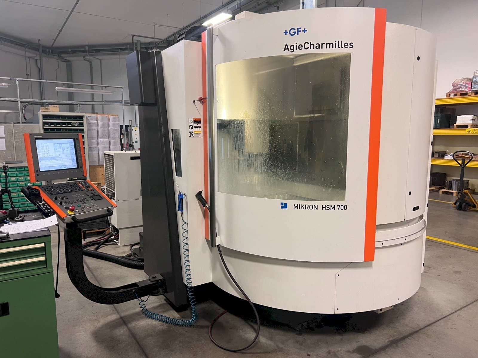 AgieCharmilles MIKRON HSM 700-maskinen framifrån