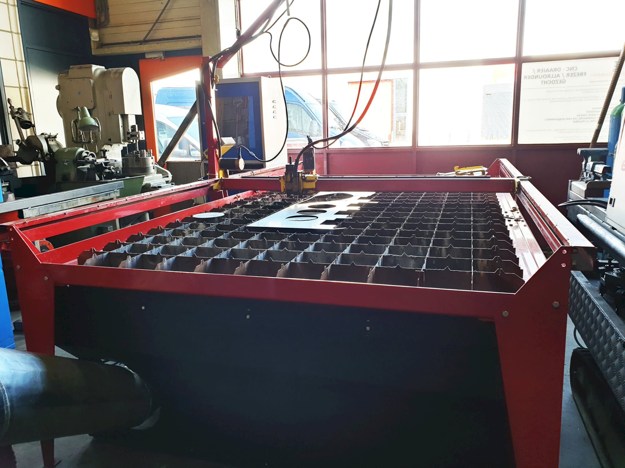 Plasmacam-maskinens arbetsytaSamson 510