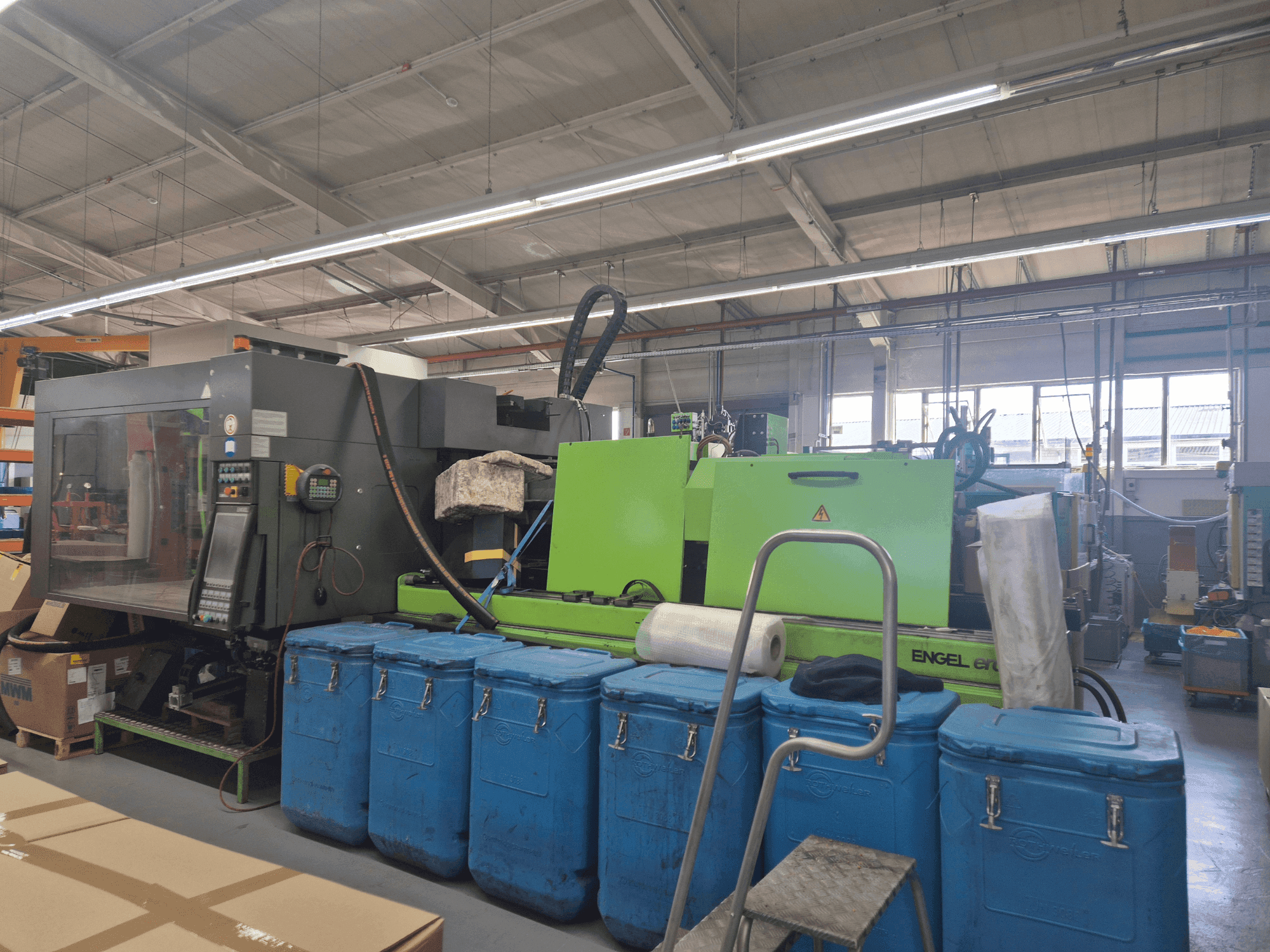 Engel Victory 2050H500V/300 Combi-maskinen framifrån