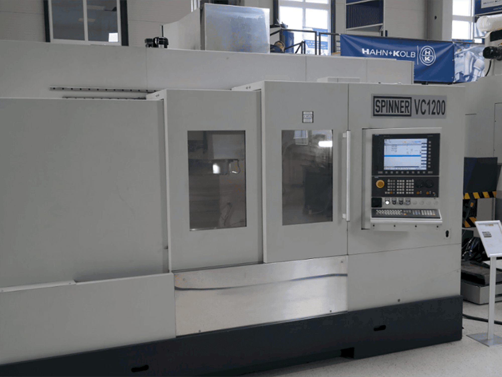 SPINNER VC 1200-maskinen framifrån