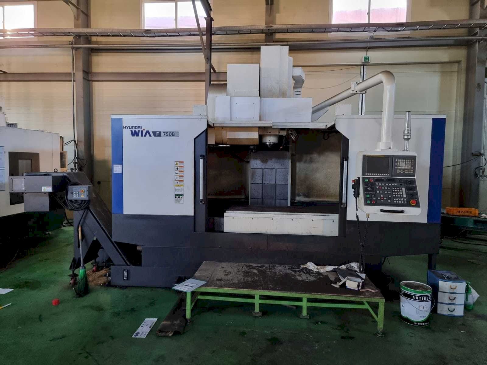 Hyundai Wia F750B-maskinen framifrån