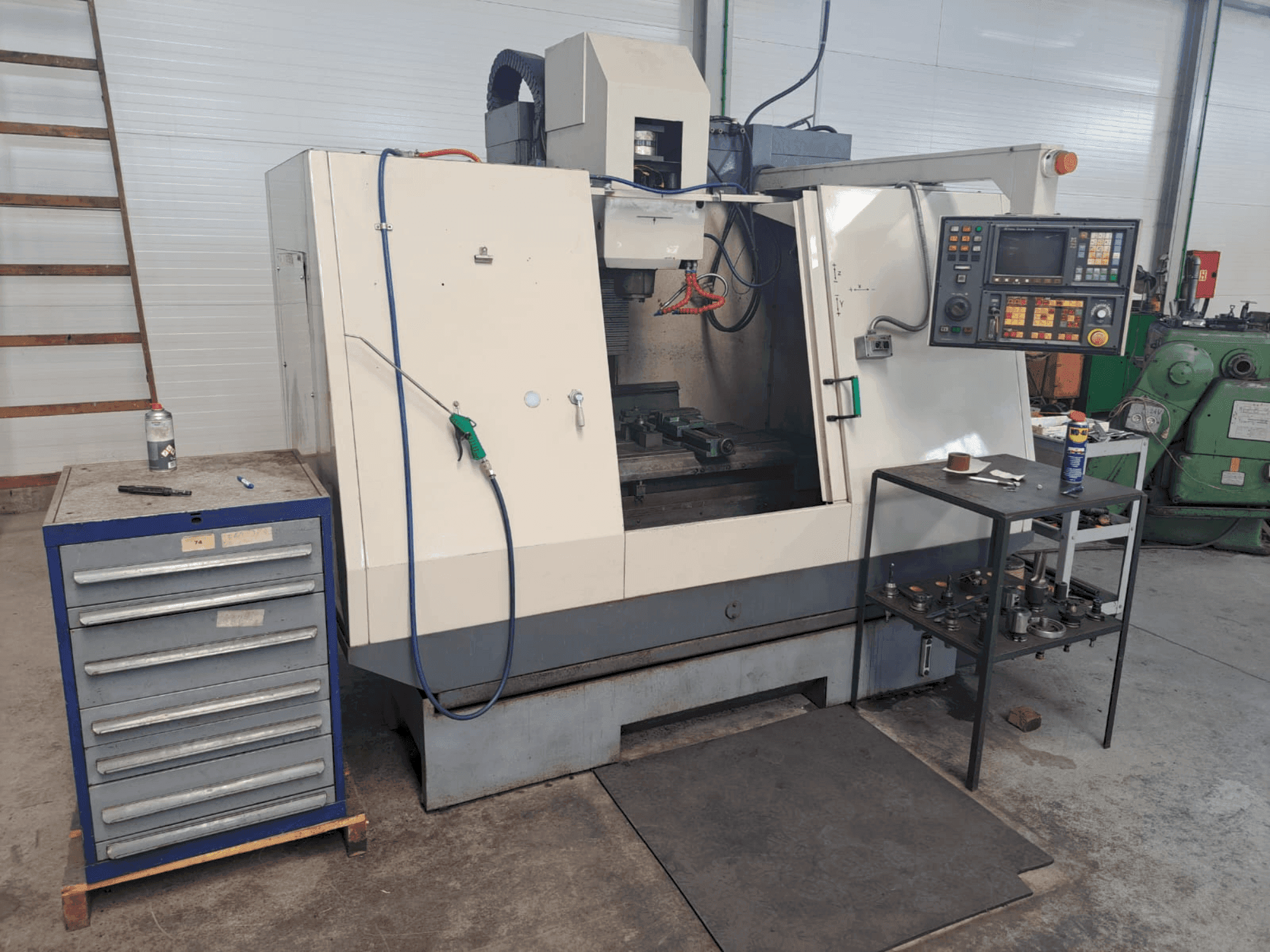 Cincinnati Sabre-maskinen framifrån