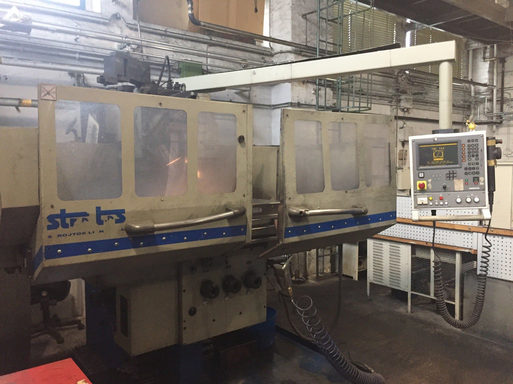 Strojtos  FGS 63 NCP-maskinen framifrån