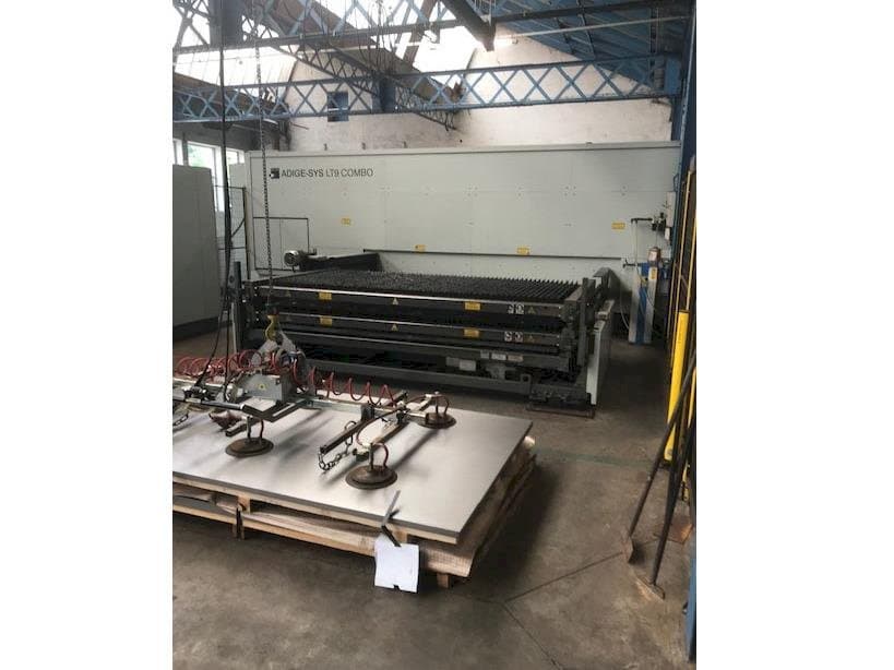 BLM Adige-Sys LT9 Combo-maskinen framifrån