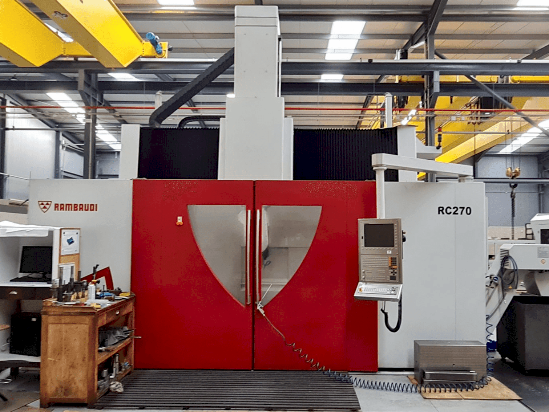 Rambaudi RC 270-maskinen framifrån