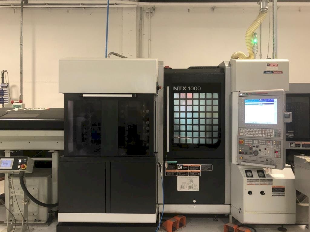 MORI SEIKI NTX1000-maskinen framifrån