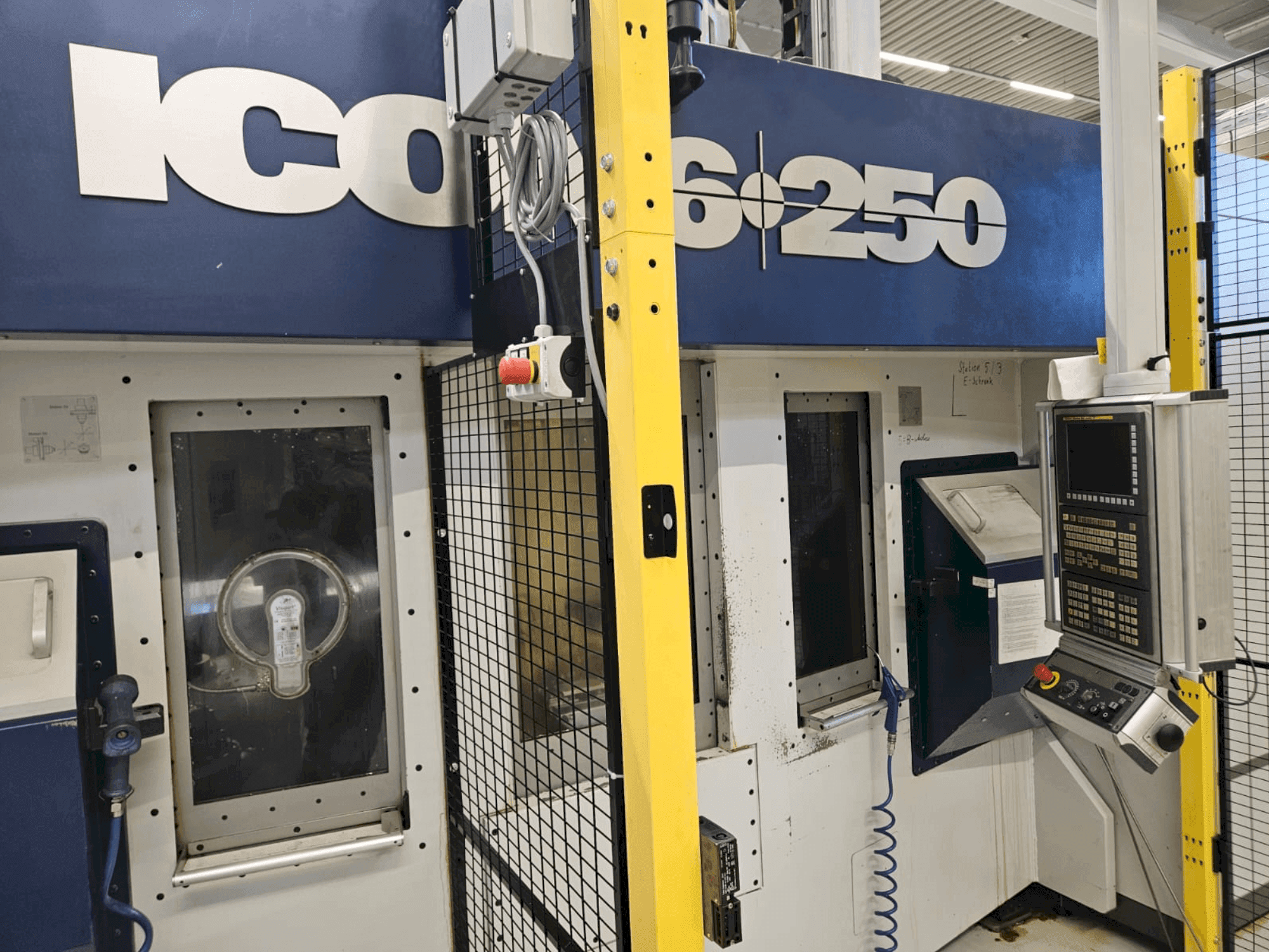 ICON 6-250-maskinen framifrån