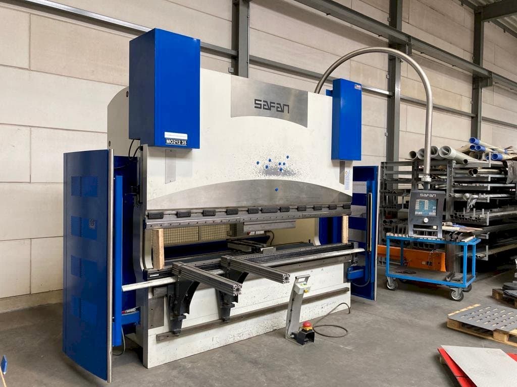 Safan CNCL-K 170-3100 TS 2-maskinen framifrån