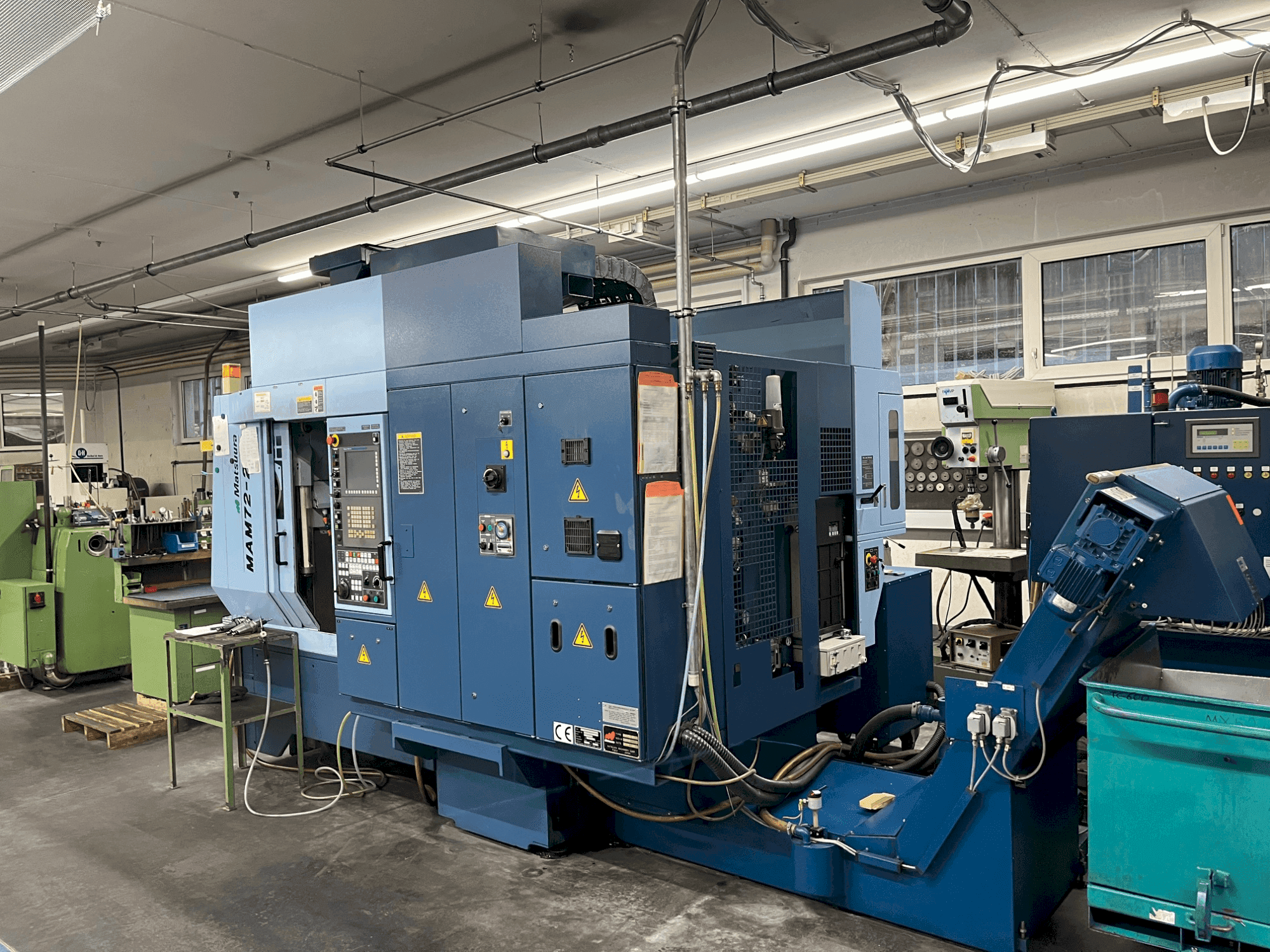 Matsuura MAM72-25V-maskinen framifrån