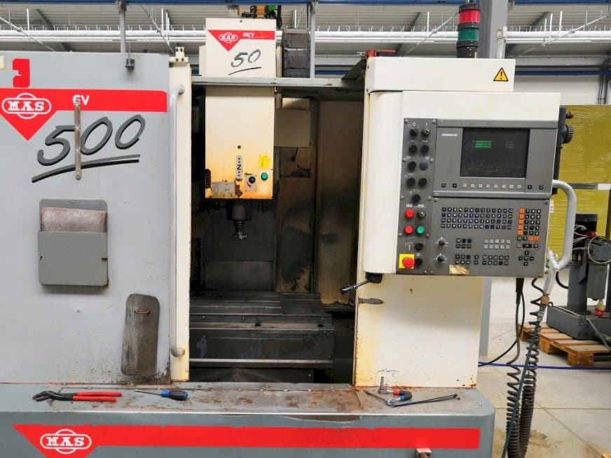 KOVOSVIT MAS MCV 500 CNC-maskinen framifrån
