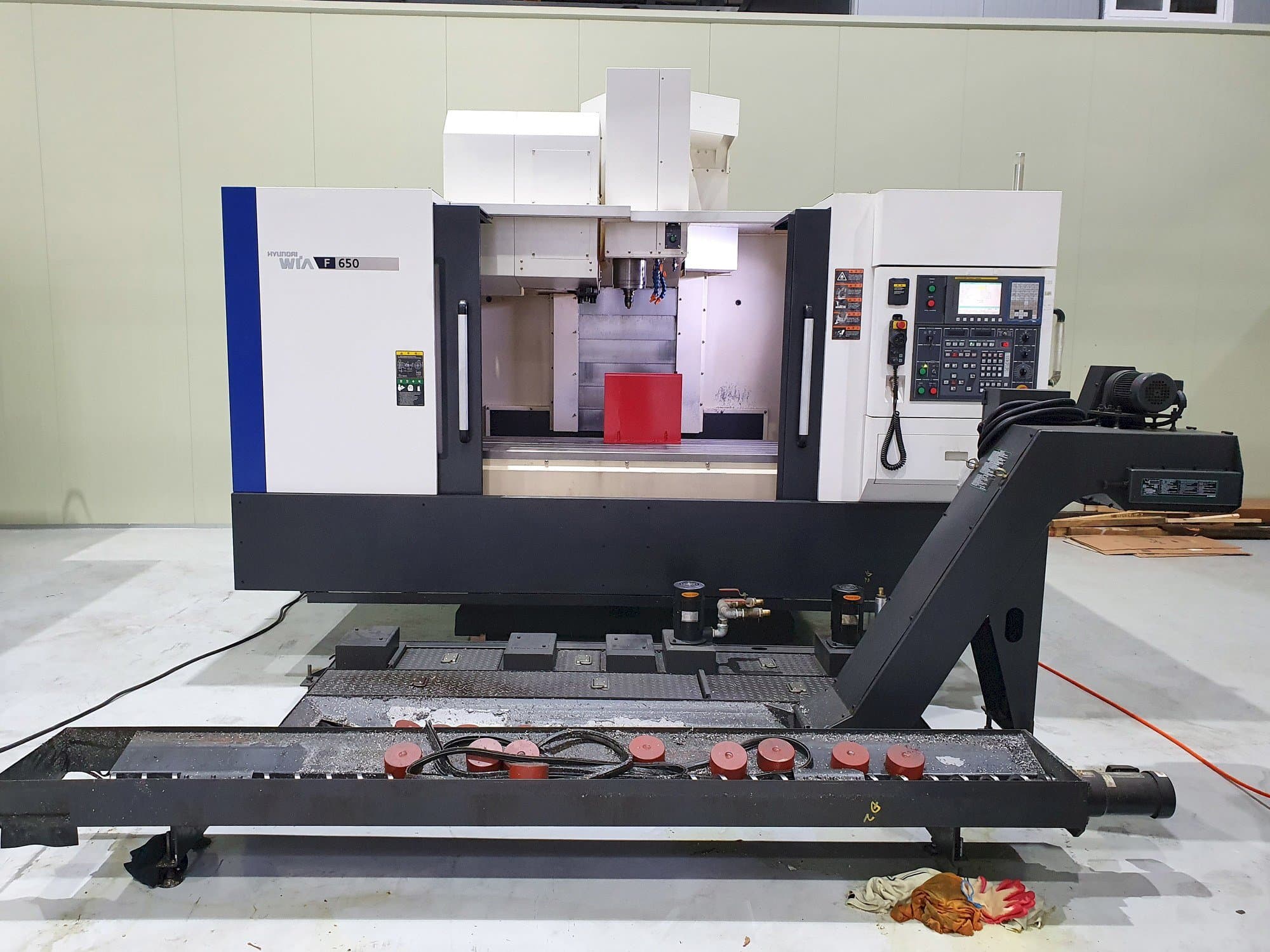 Hyundai Wia F650-maskinen framifrån