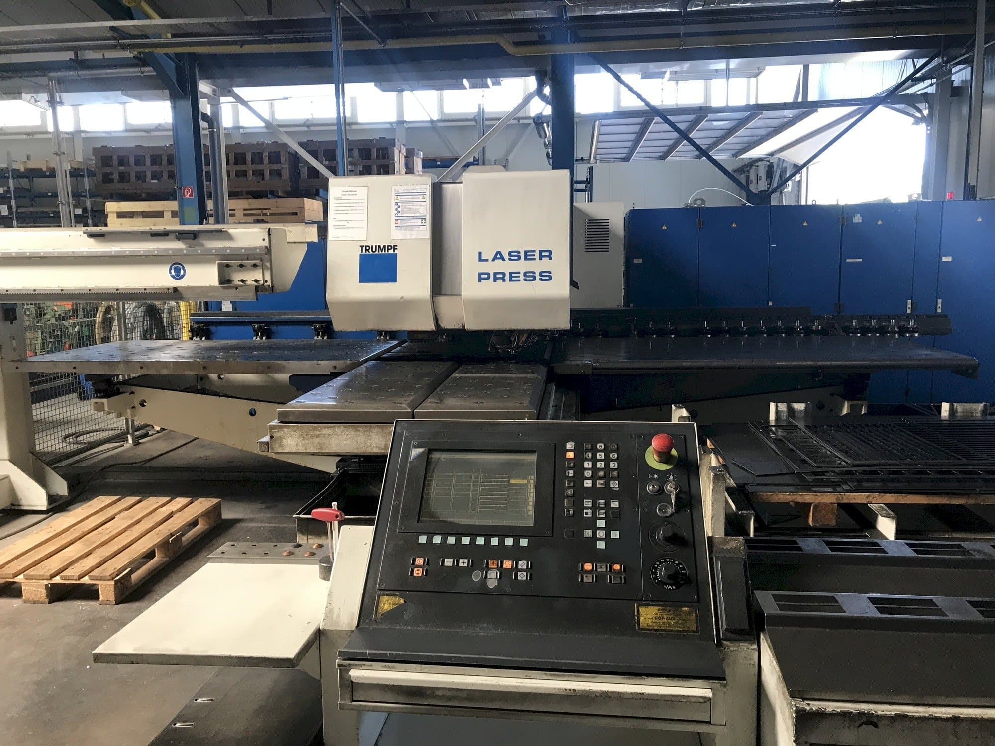 Trumpf Trumatic 600L-maskinen framifrån