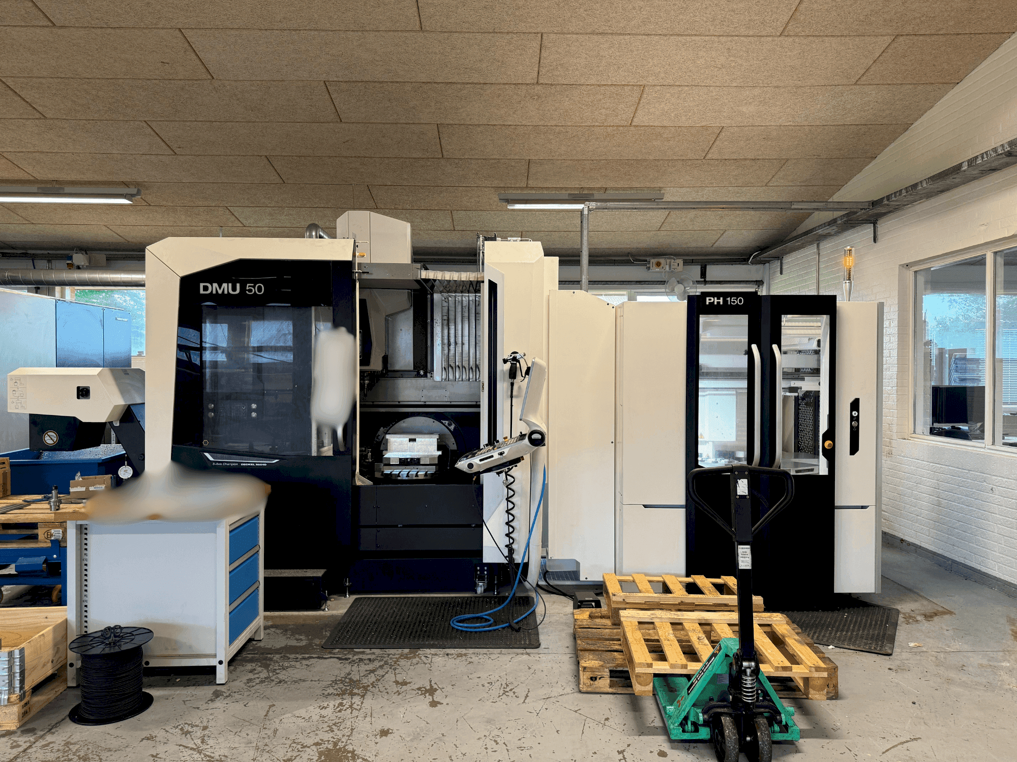 DMG MORI DMU 50 + PH 150-maskinen framifrån