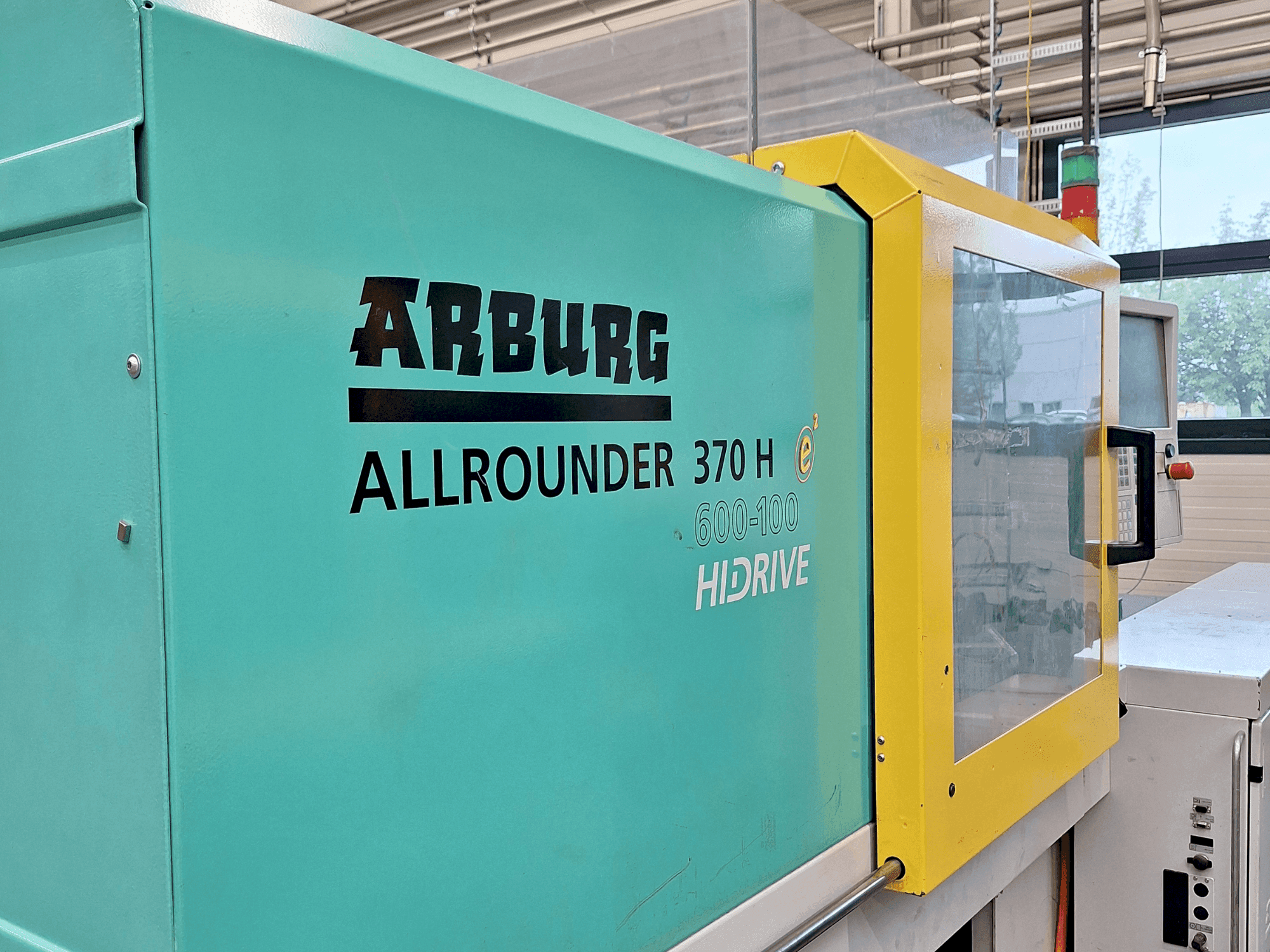 Arburg Allrounder 370 H 600-100-maskinen framifrån