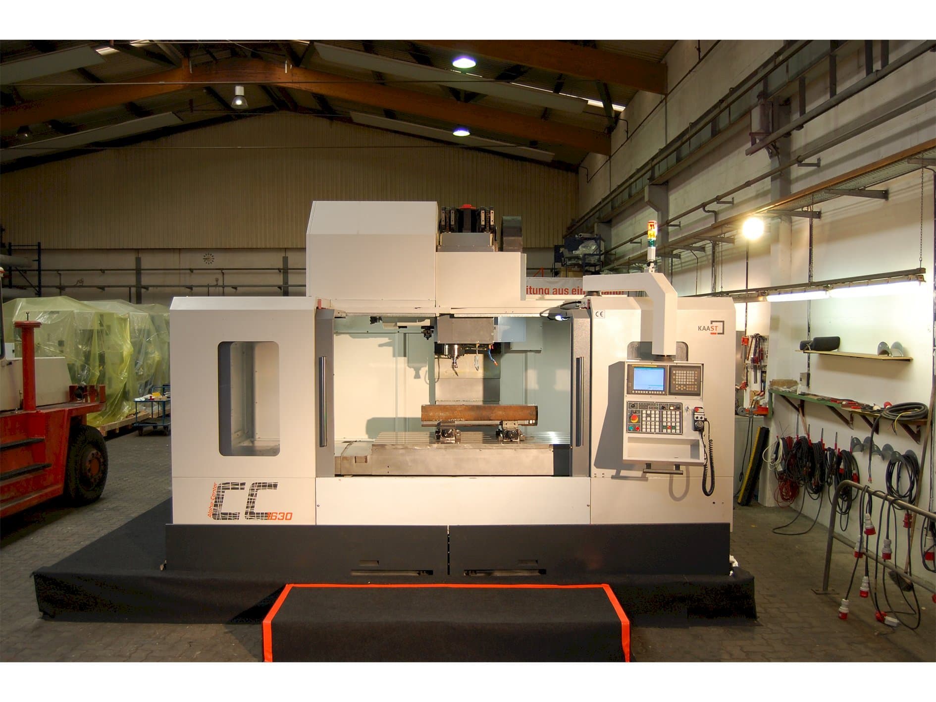 Kaast CC1630-maskinen framifrån