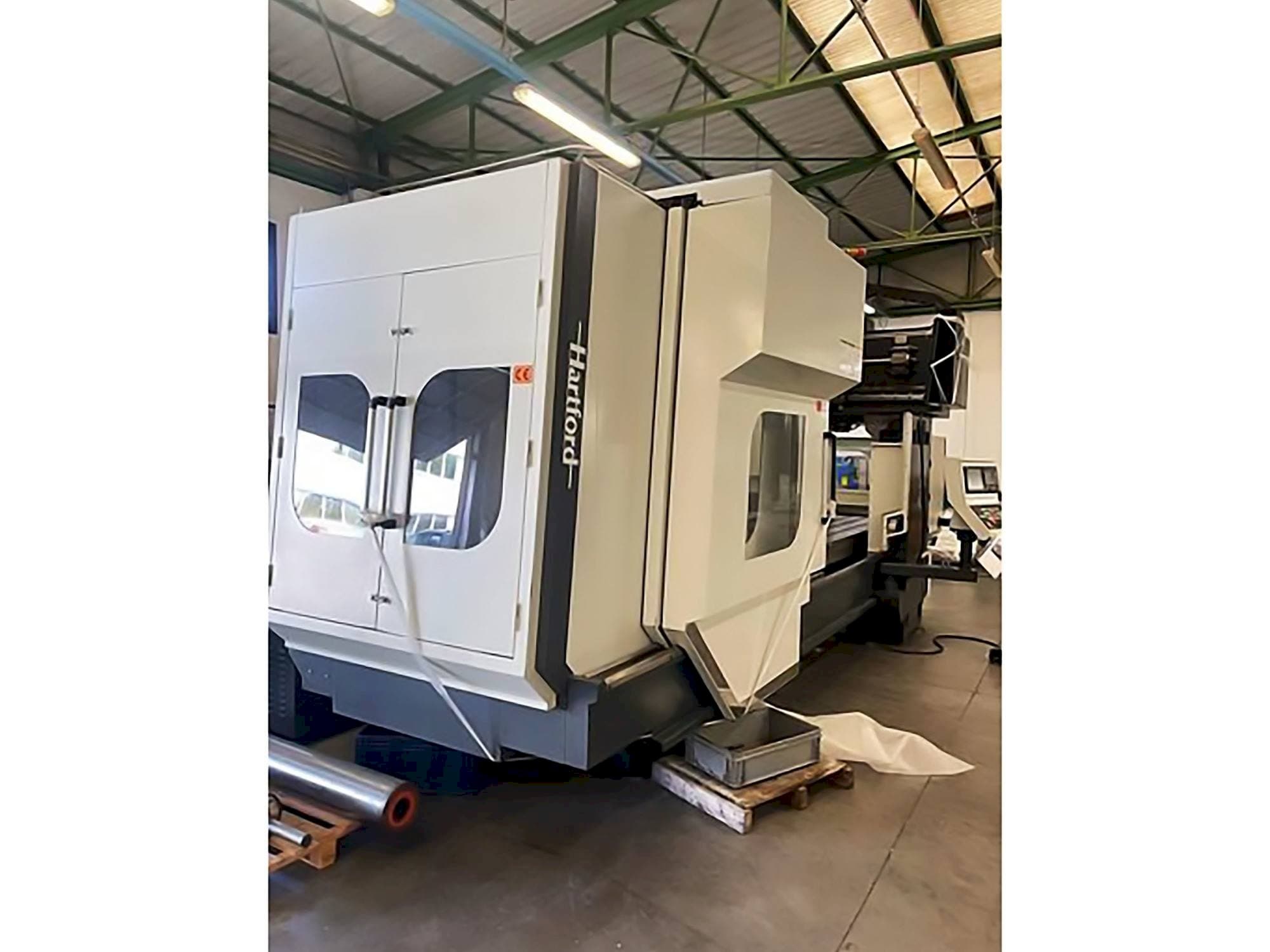 HARTFORD HEP - 3150-maskinen framifrån