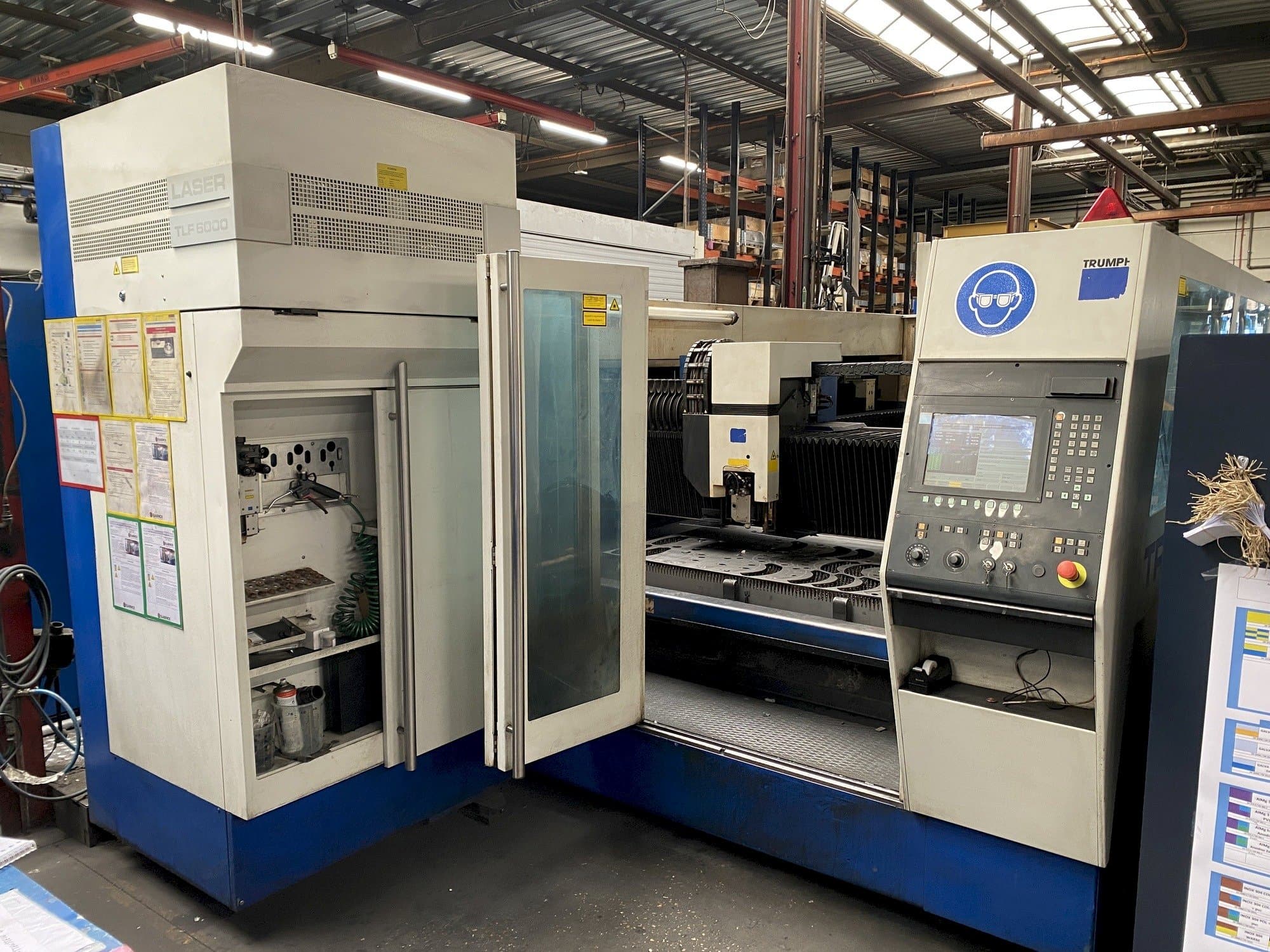 Trumpf Trumatic L3050-maskinen framifrån