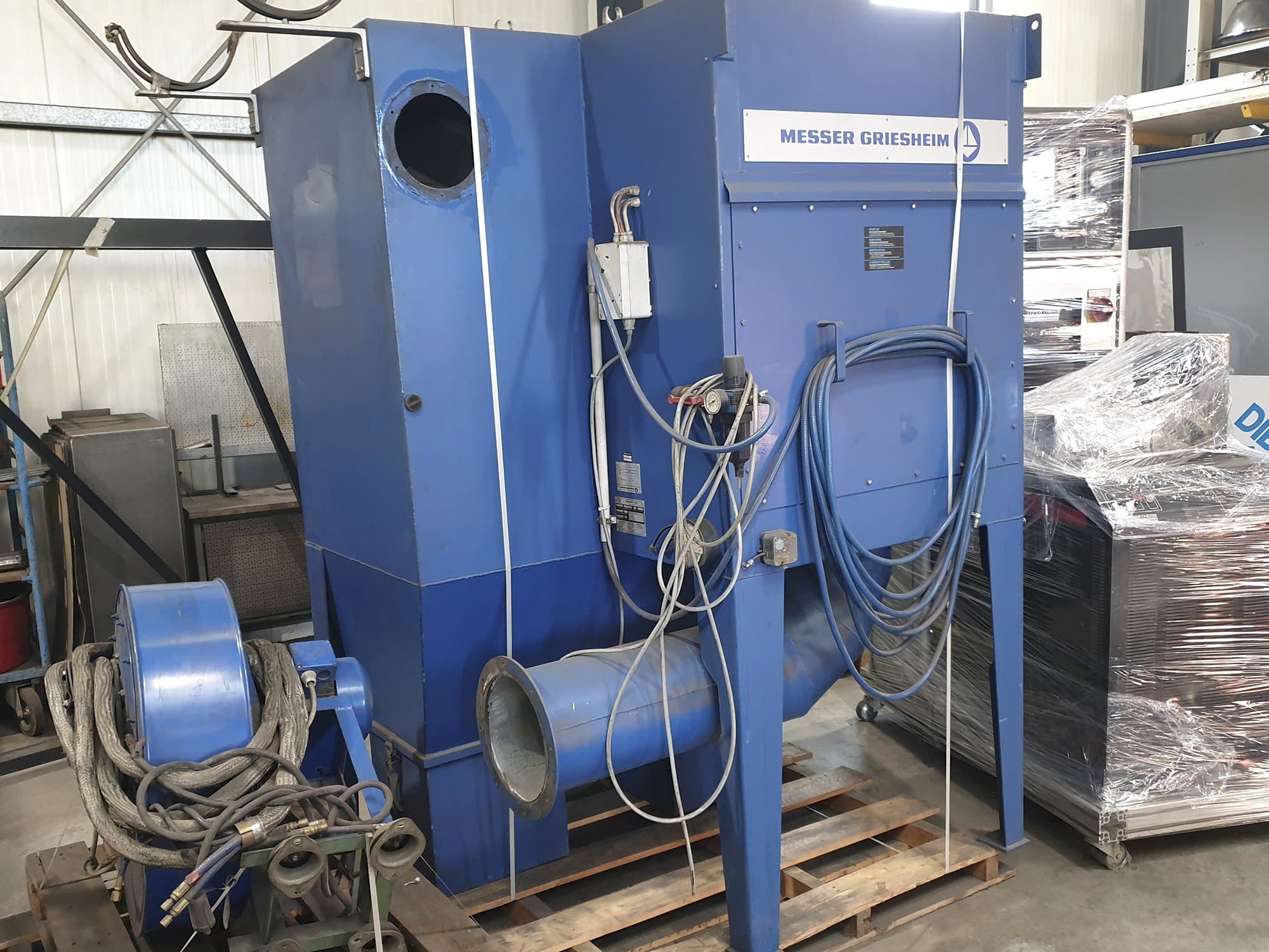 Messer Griesheim-maskinen framifrånCORTA PS 3100